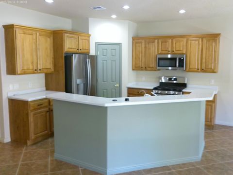 Tiny photo for 1799 W AMETHYST GARDEN DR, Saint George, UT 84790 (MLS # 26-272051)