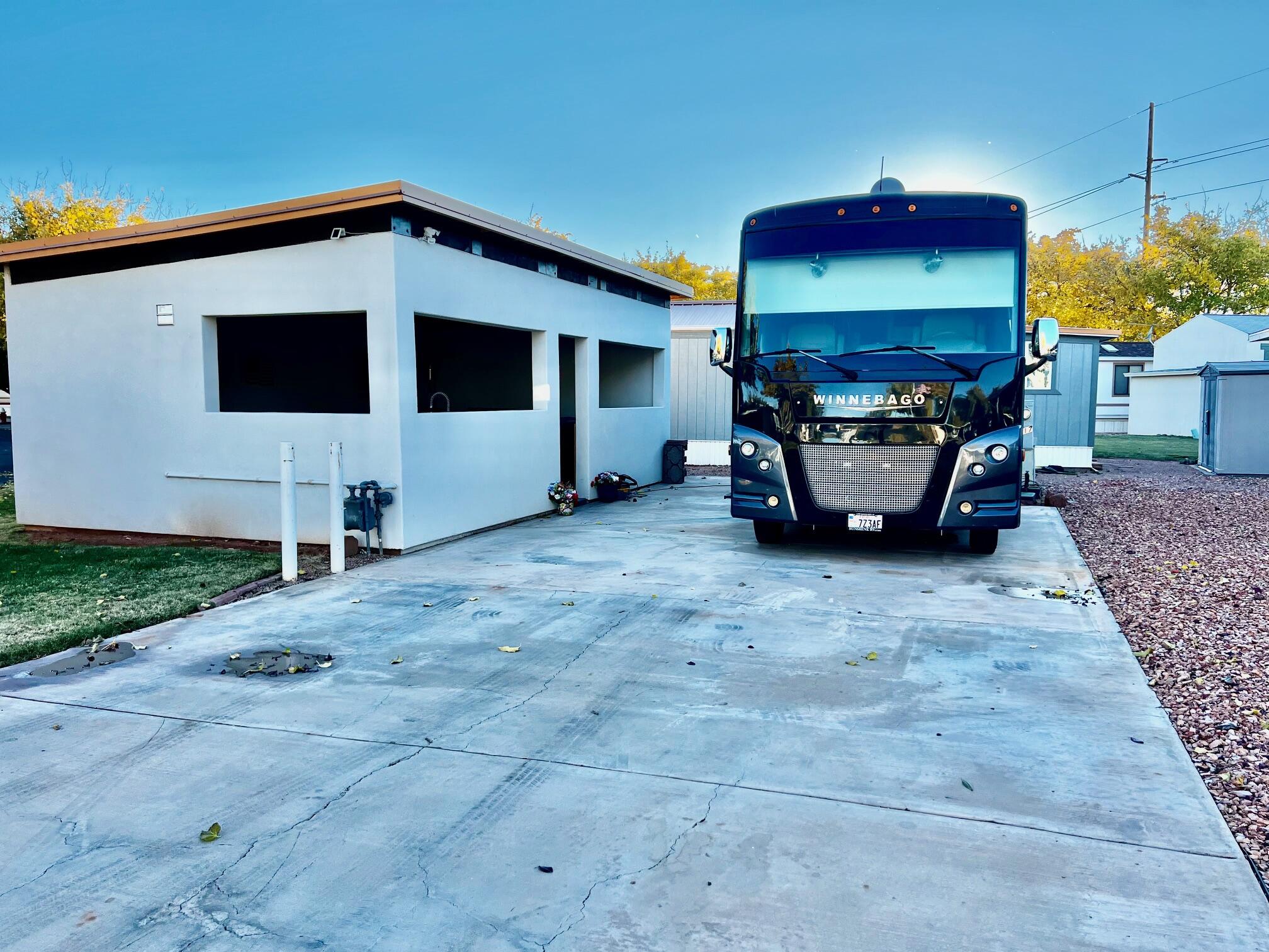 WORLDWIDE SUN RESORT - Land