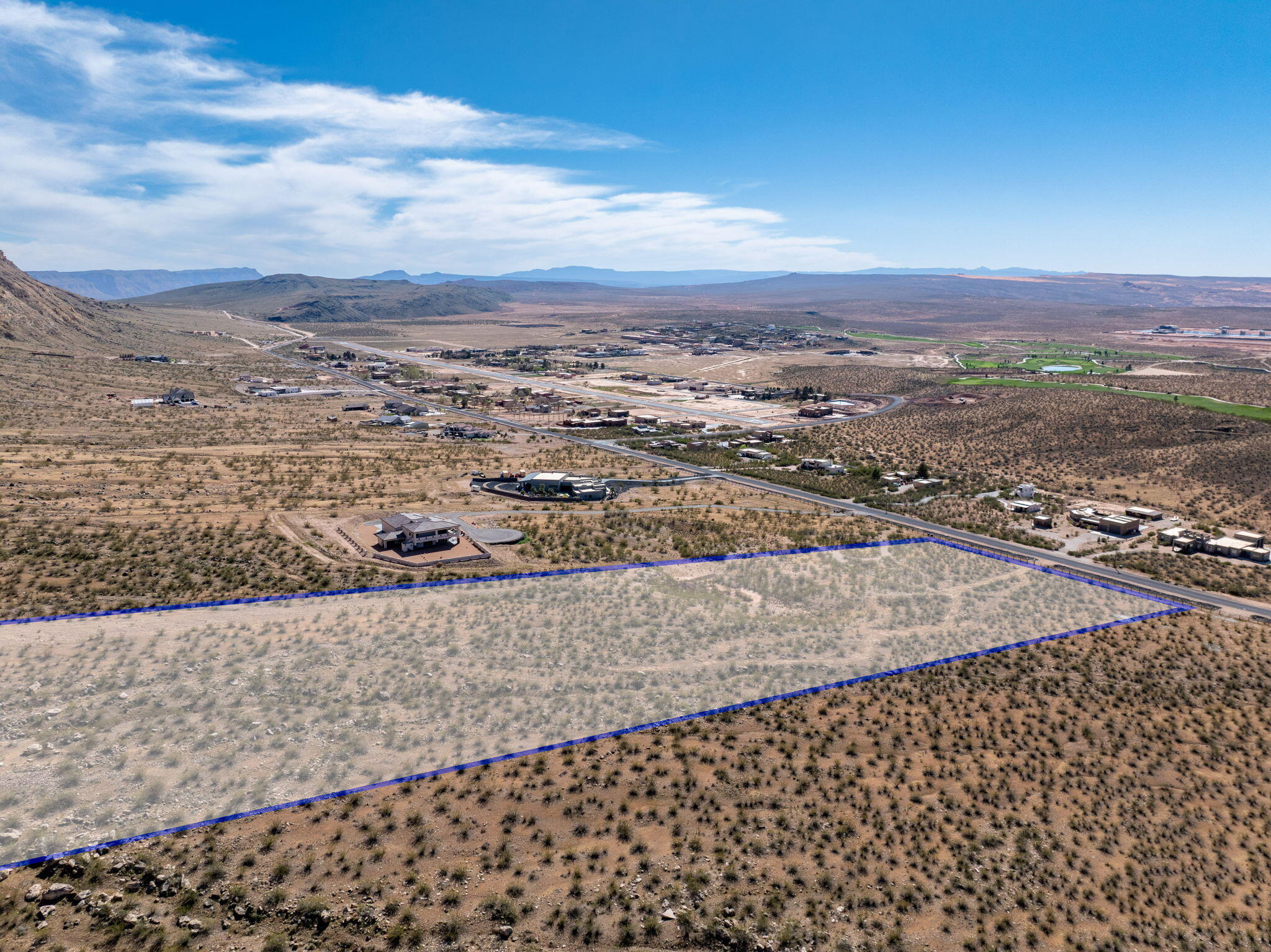 MOCCASIN FLATS - Land