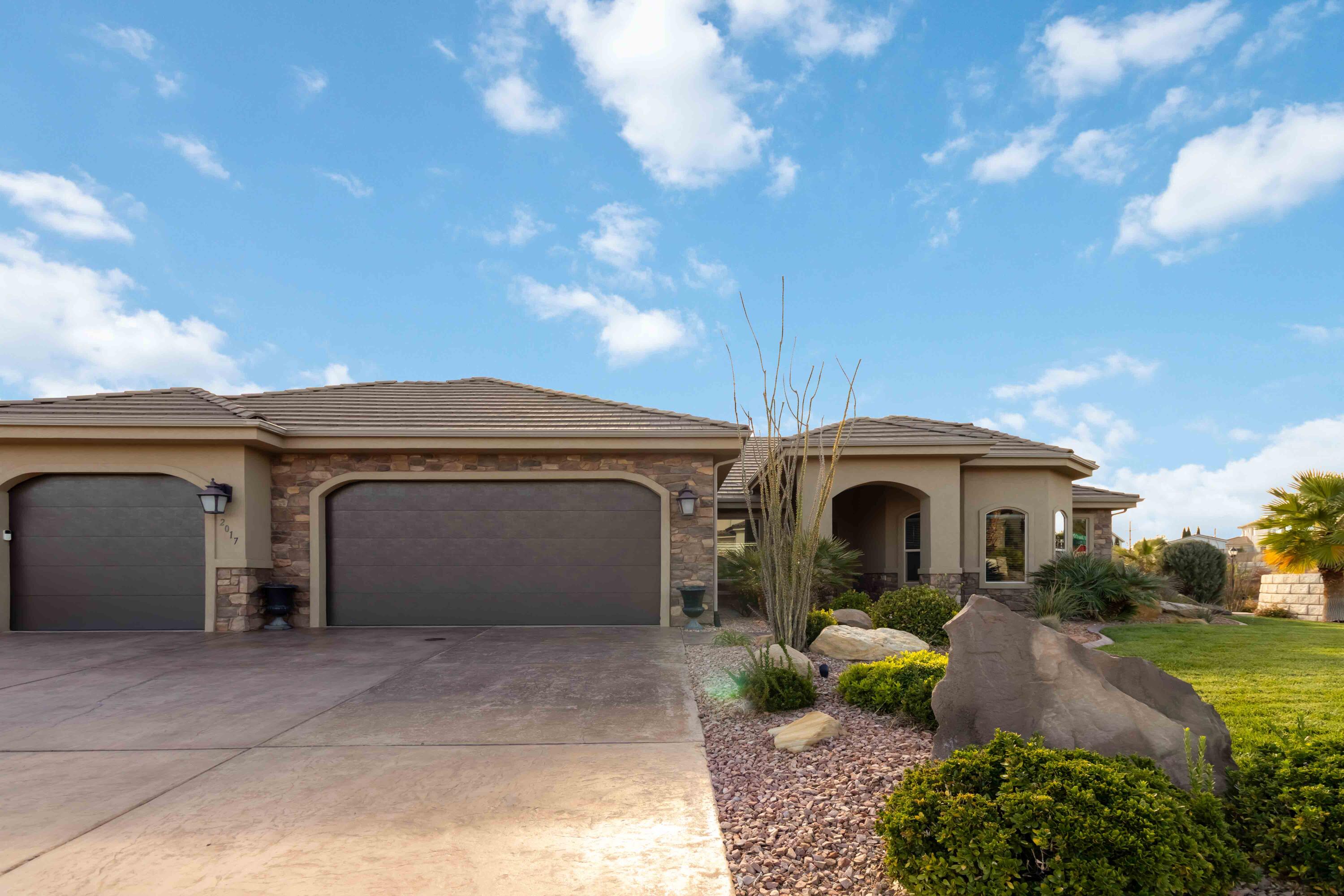 HIGHLANDS AT GREEN VALLEY - Residential