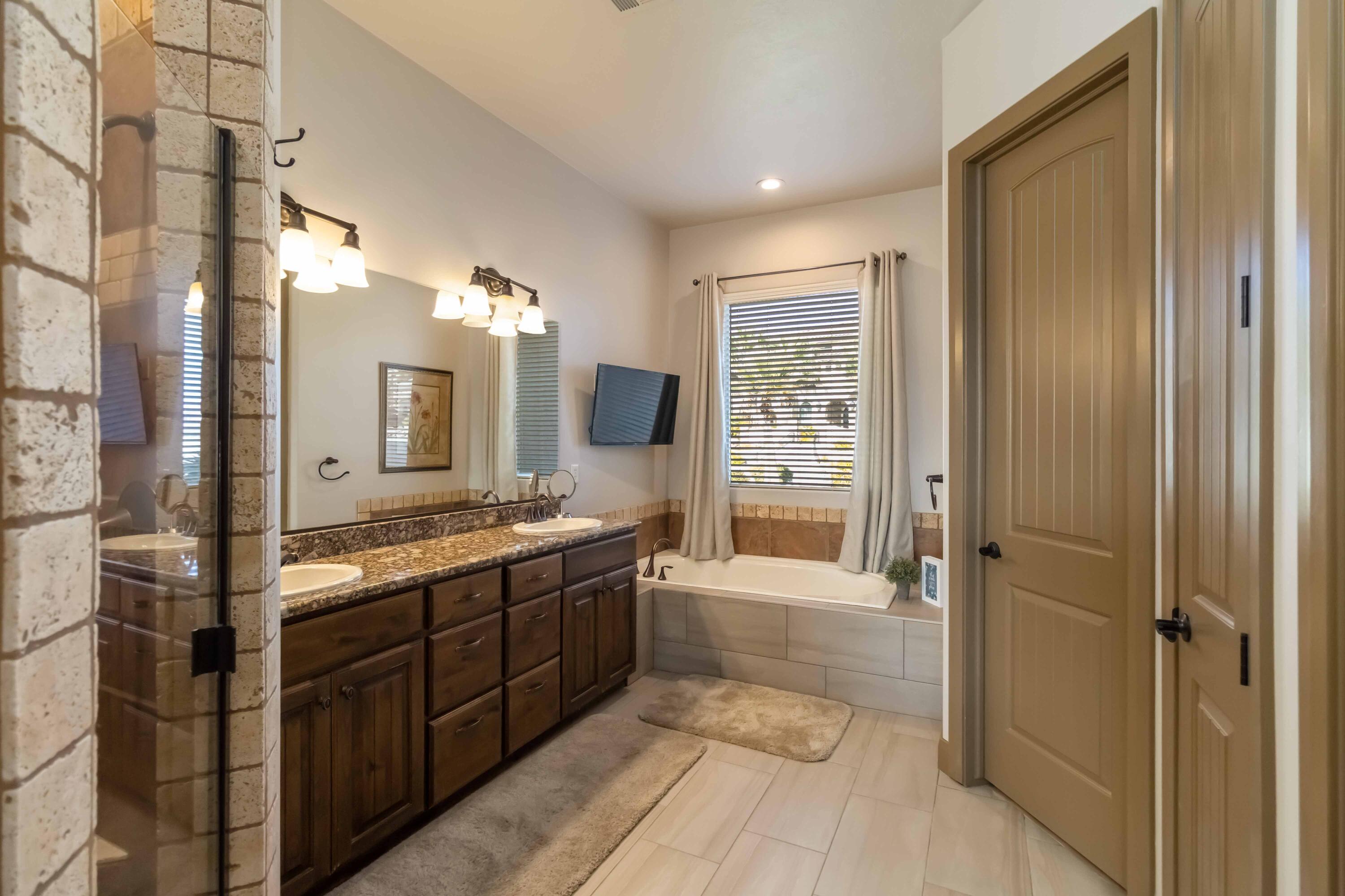 HIGHLANDS AT GREEN VALLEY - Residential