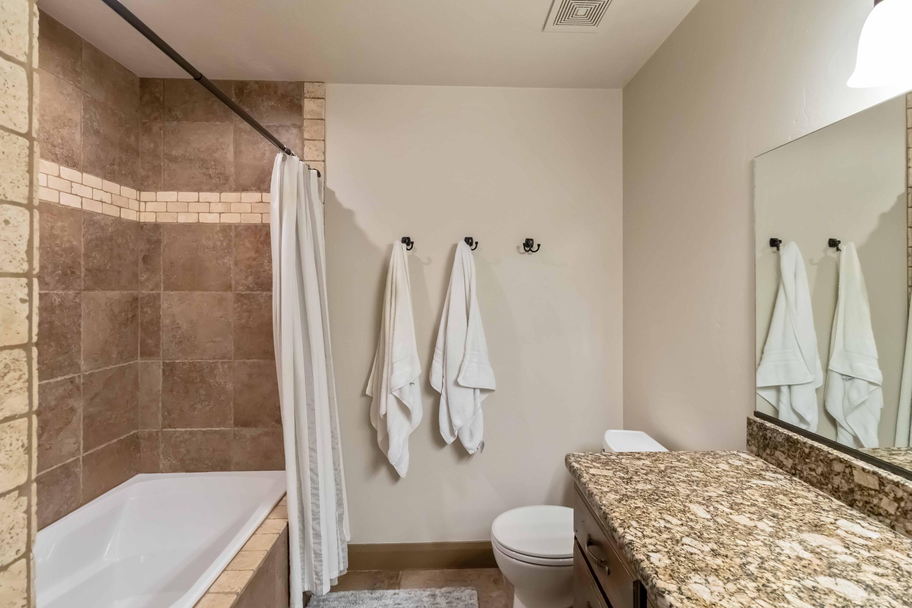 HIGHLANDS AT GREEN VALLEY - Residential