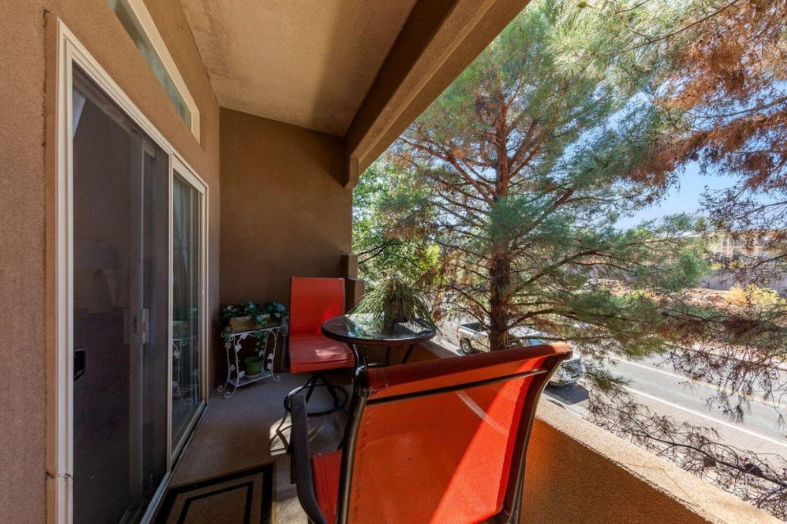 CYPRESS POINTE AT STONEBRIDGE - Residential