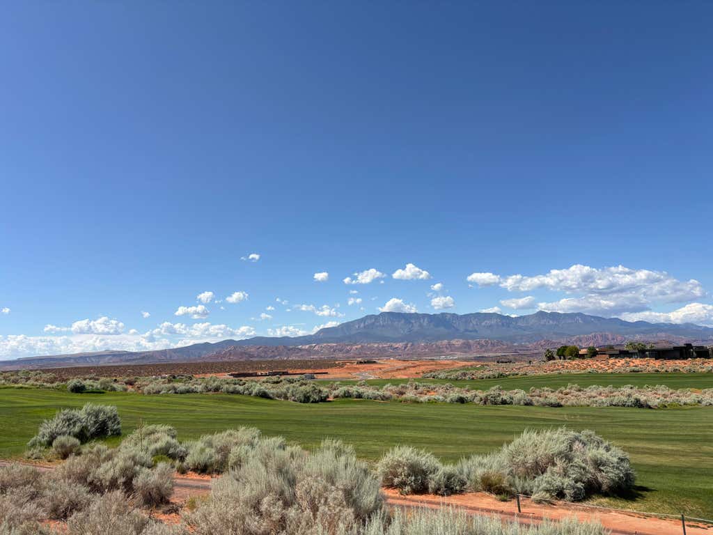 Photo of 3236 S Cottontail Way 71 #71, Hurricane, UT 84737 (MLS # 26-275341)