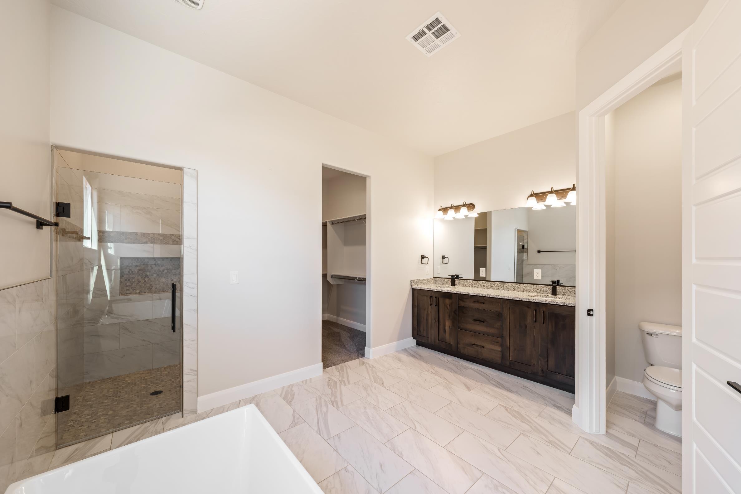 LEDGES OF SG WHITE ROCKS - Residential