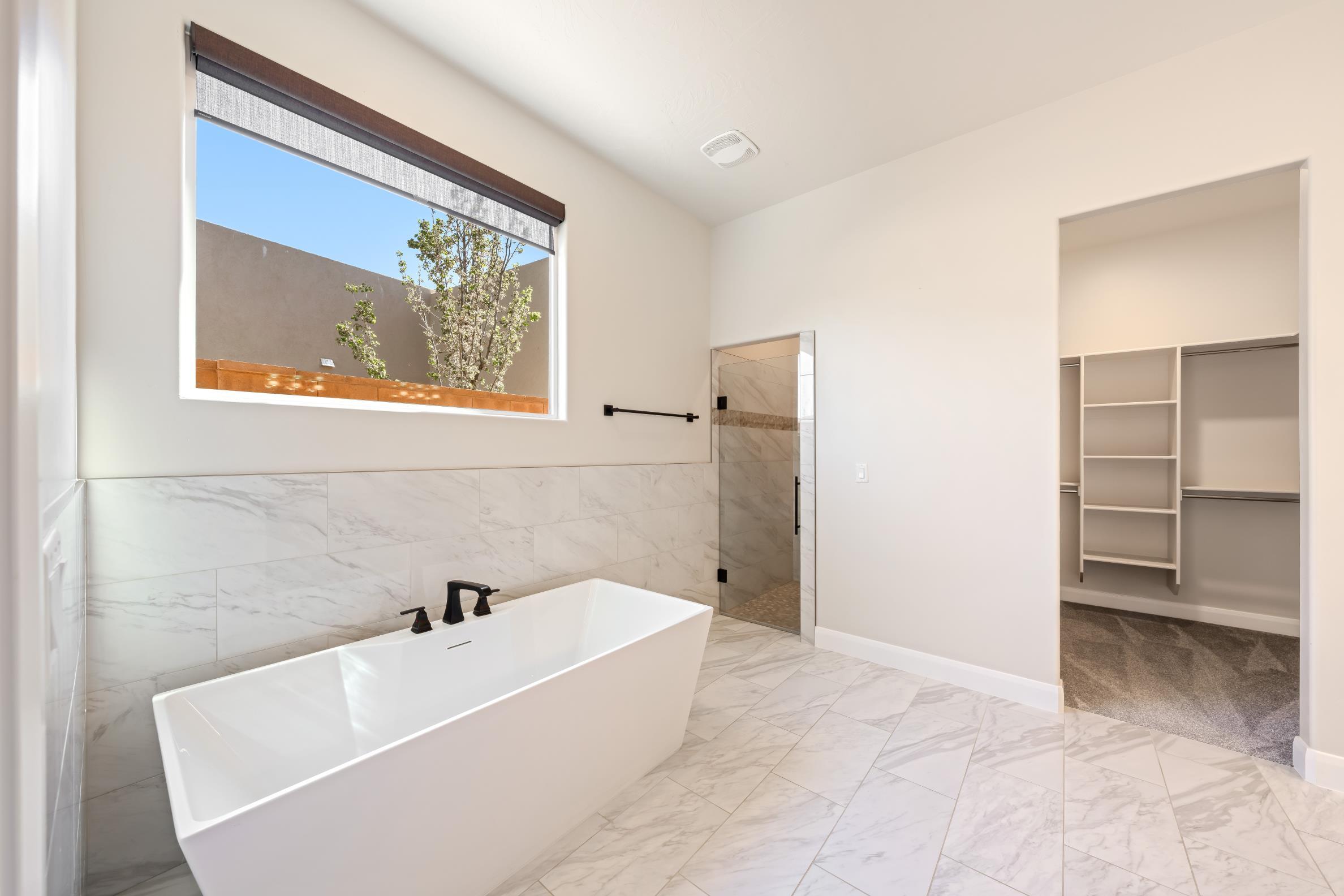 LEDGES OF SG WHITE ROCKS - Residential