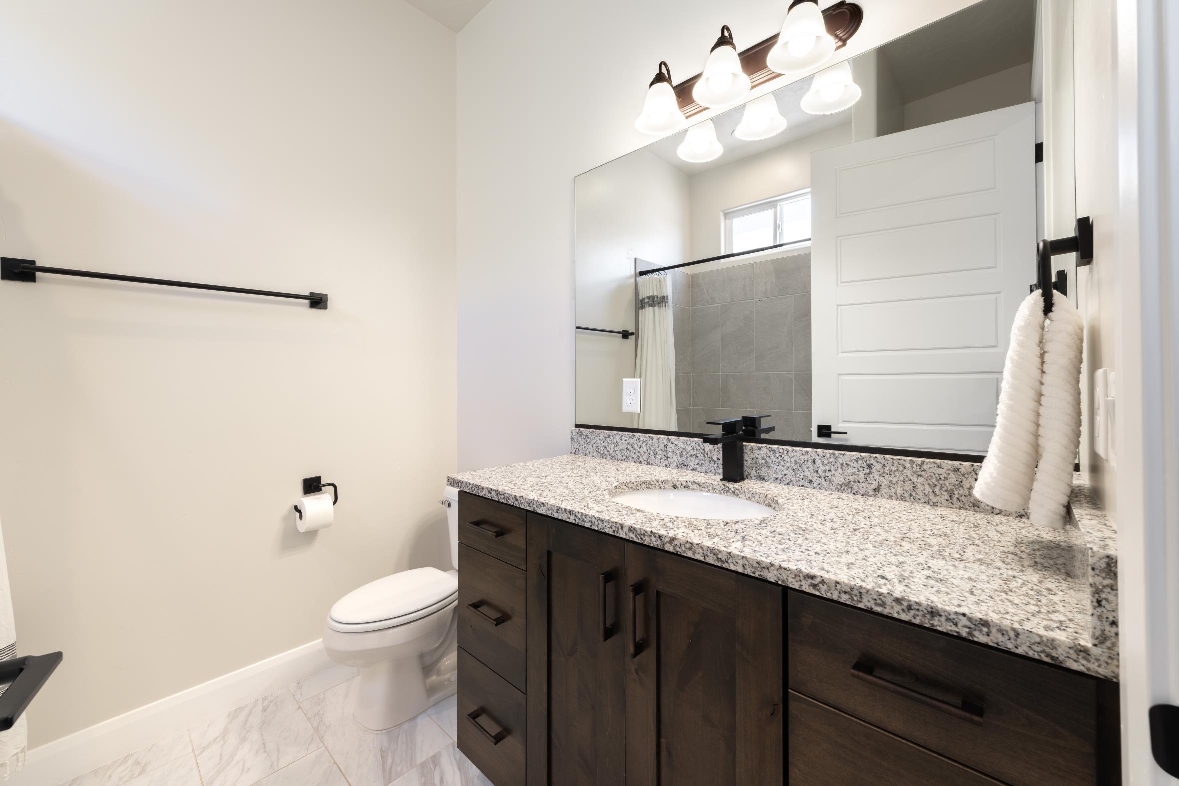 LEDGES OF SG WHITE ROCKS - Residential