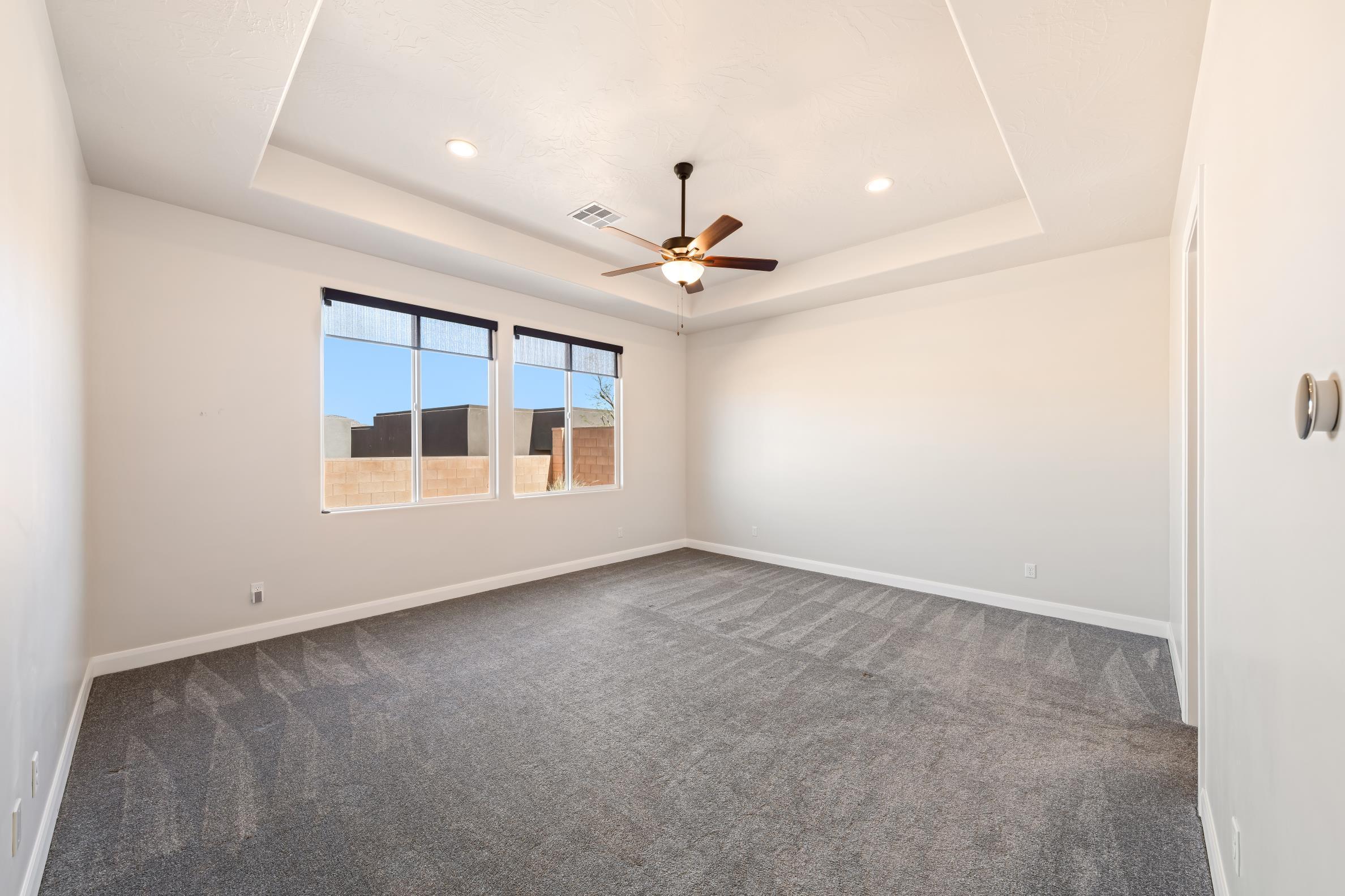 LEDGES OF SG WHITE ROCKS - Residential