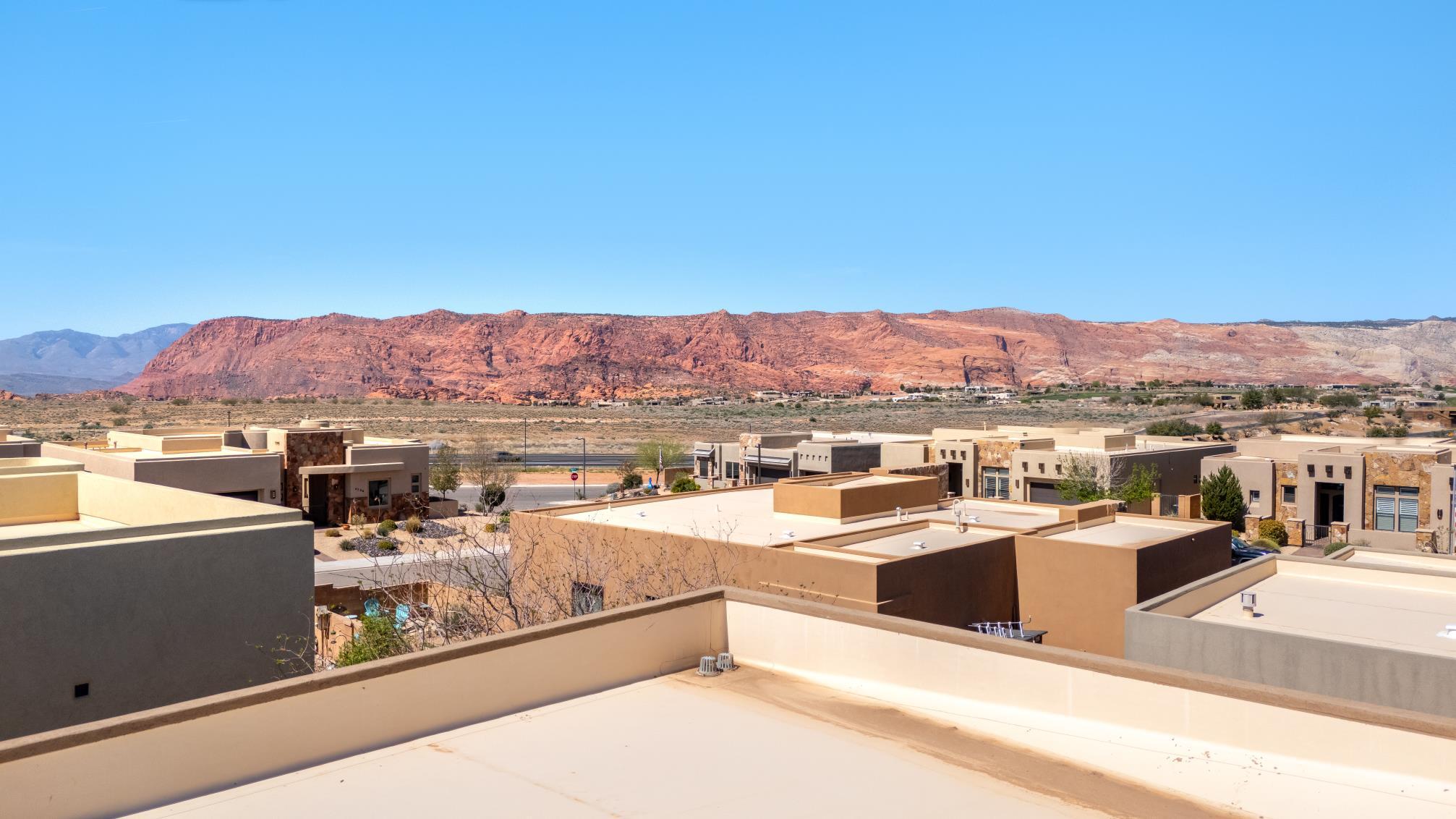 LEDGES OF SG WHITE ROCKS - Residential