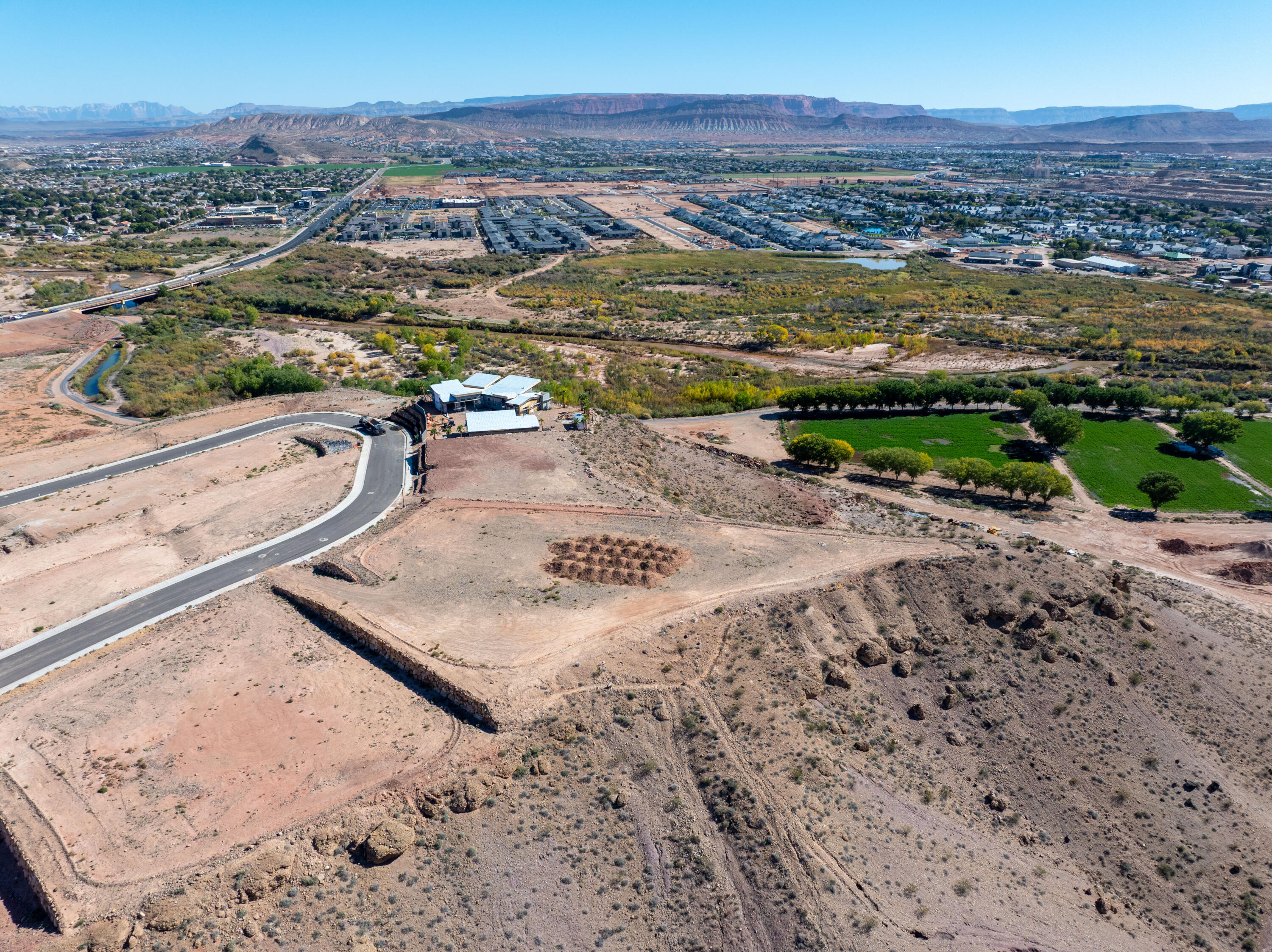 KNETTAS KNOLL SUB - Land