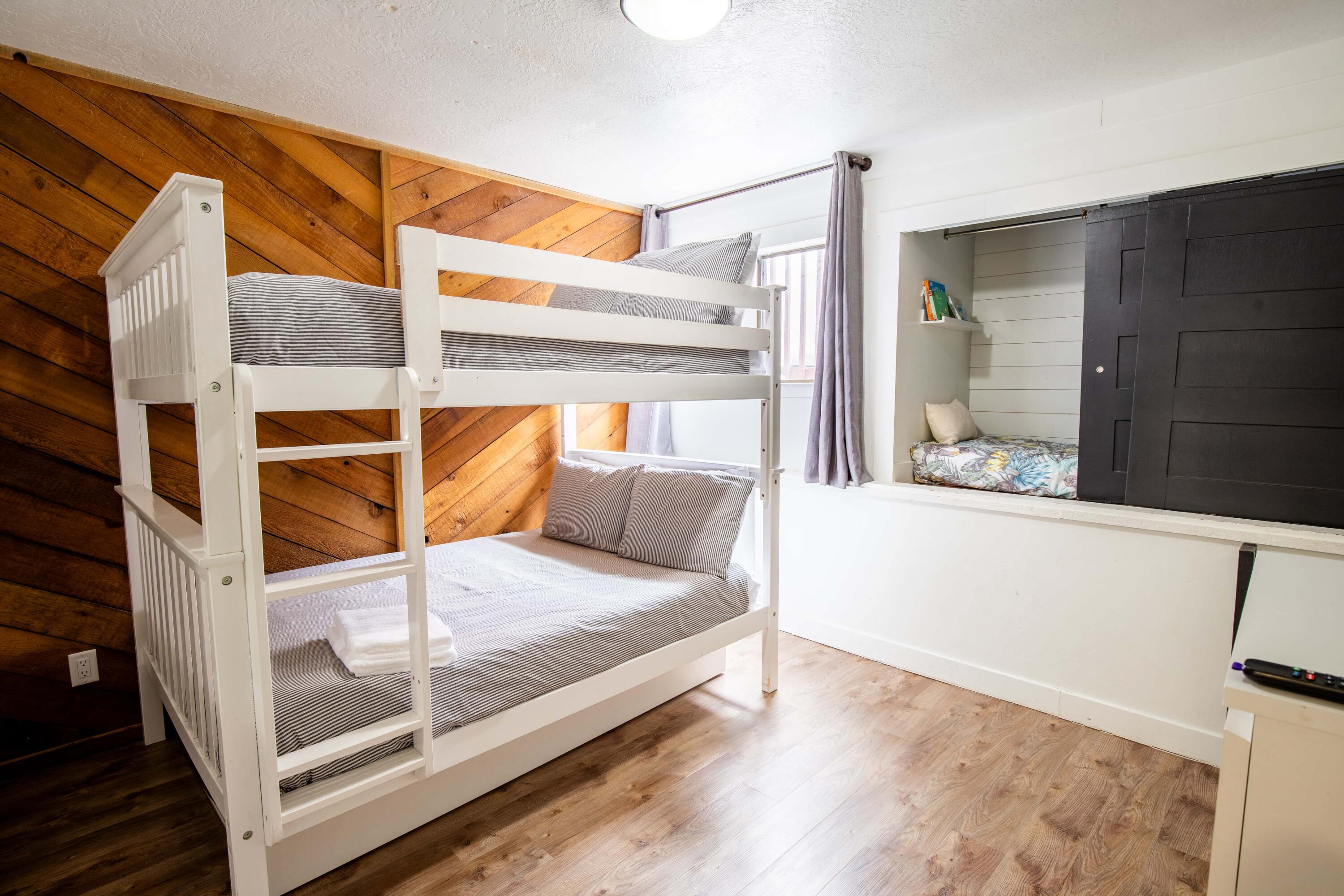 ASPEN ESTATES - Residential