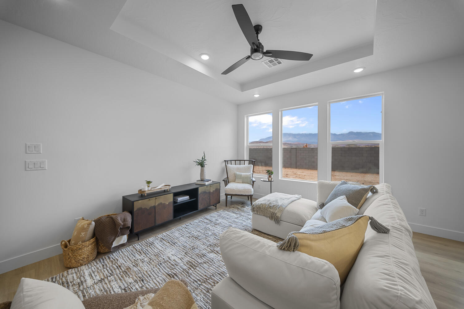 LEGACY AT SAND HOLLOW - Residential