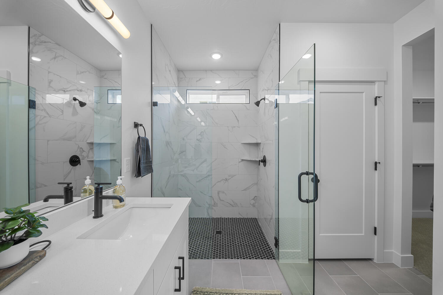 LEGACY AT SAND HOLLOW - Residential