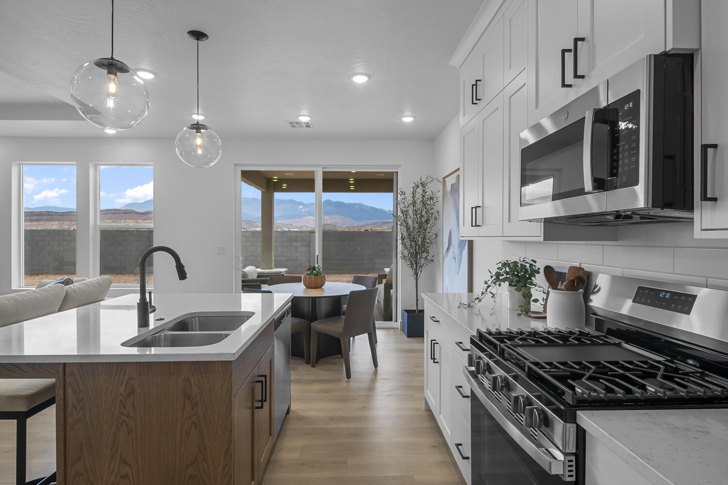 LEGACY AT SAND HOLLOW - Residential
