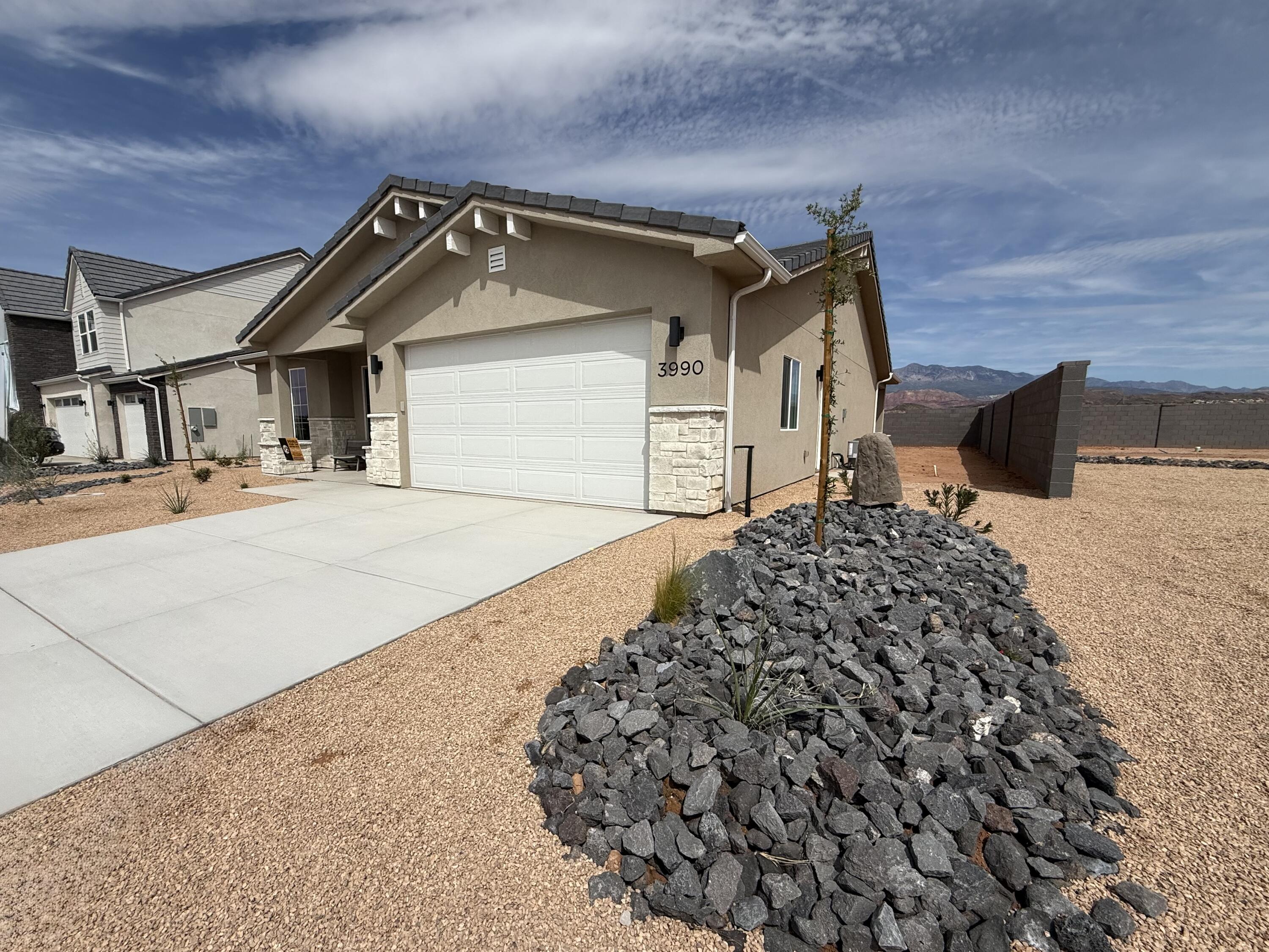 LEGACY AT SAND HOLLOW - Residential