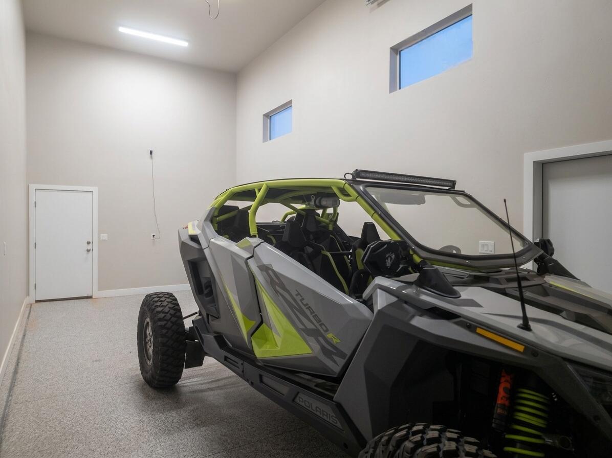 PEREGRINE POINTE WEST - Residential