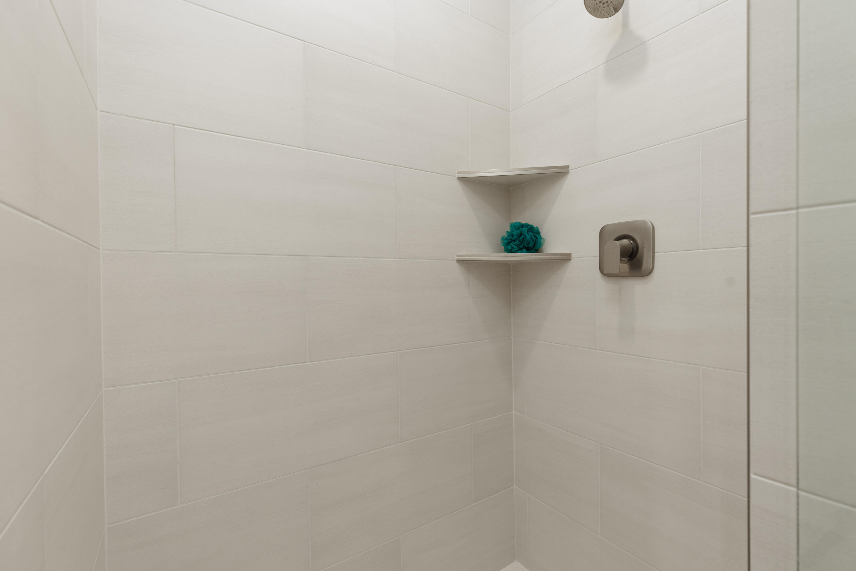 PEREGRINE POINTE WEST - Residential