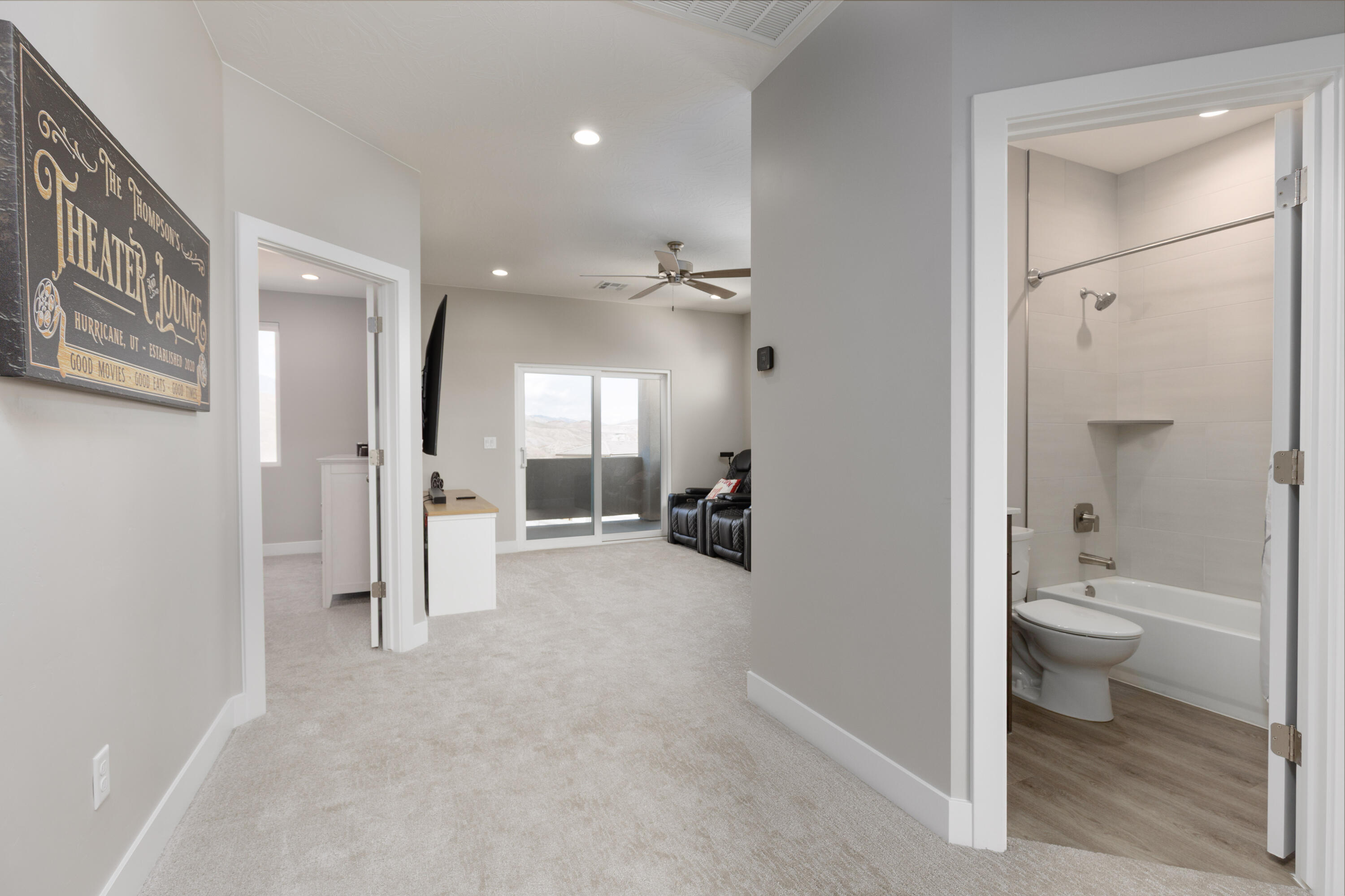 PEREGRINE POINTE WEST - Residential