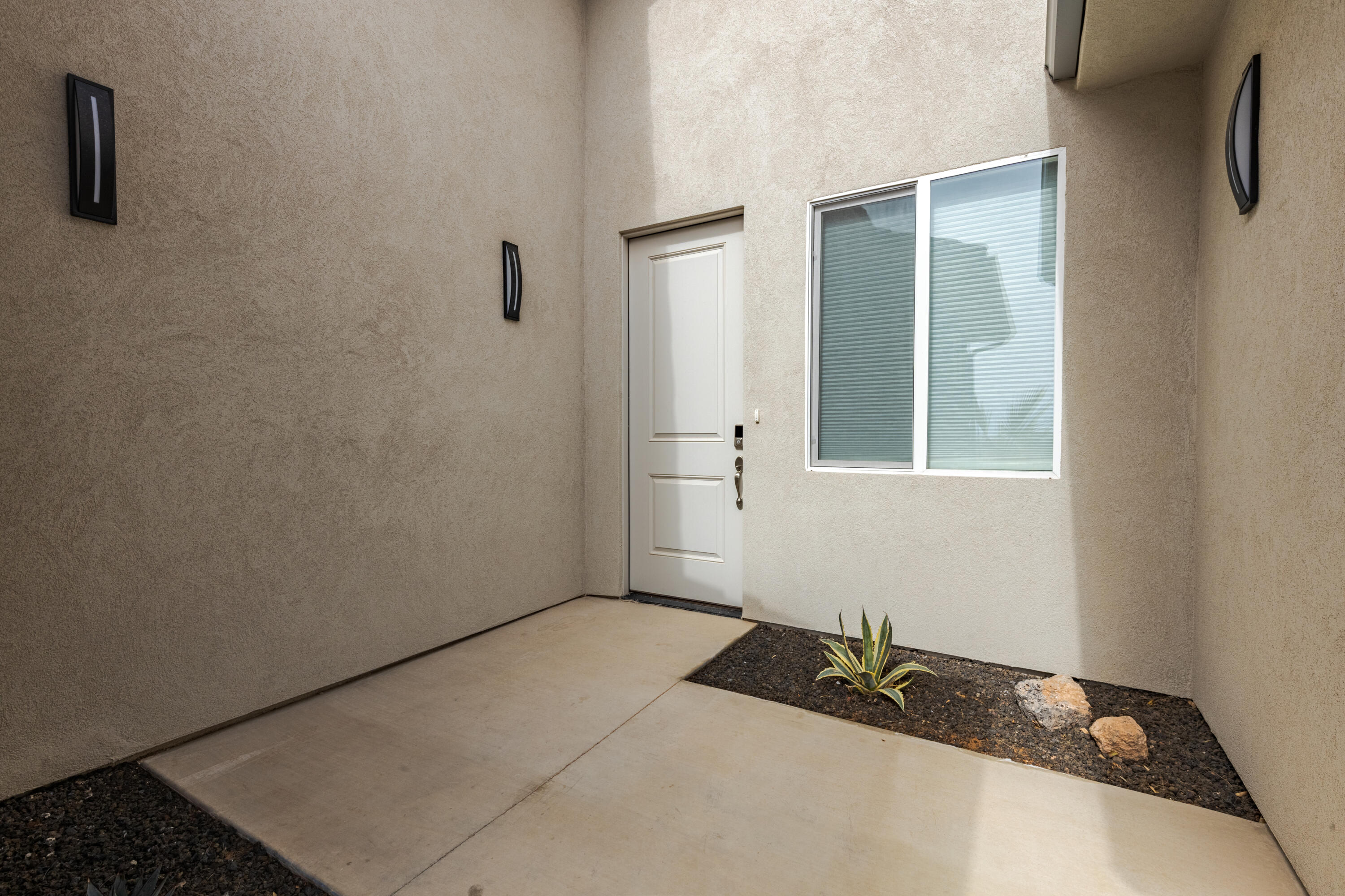 PEREGRINE POINTE WEST - Residential