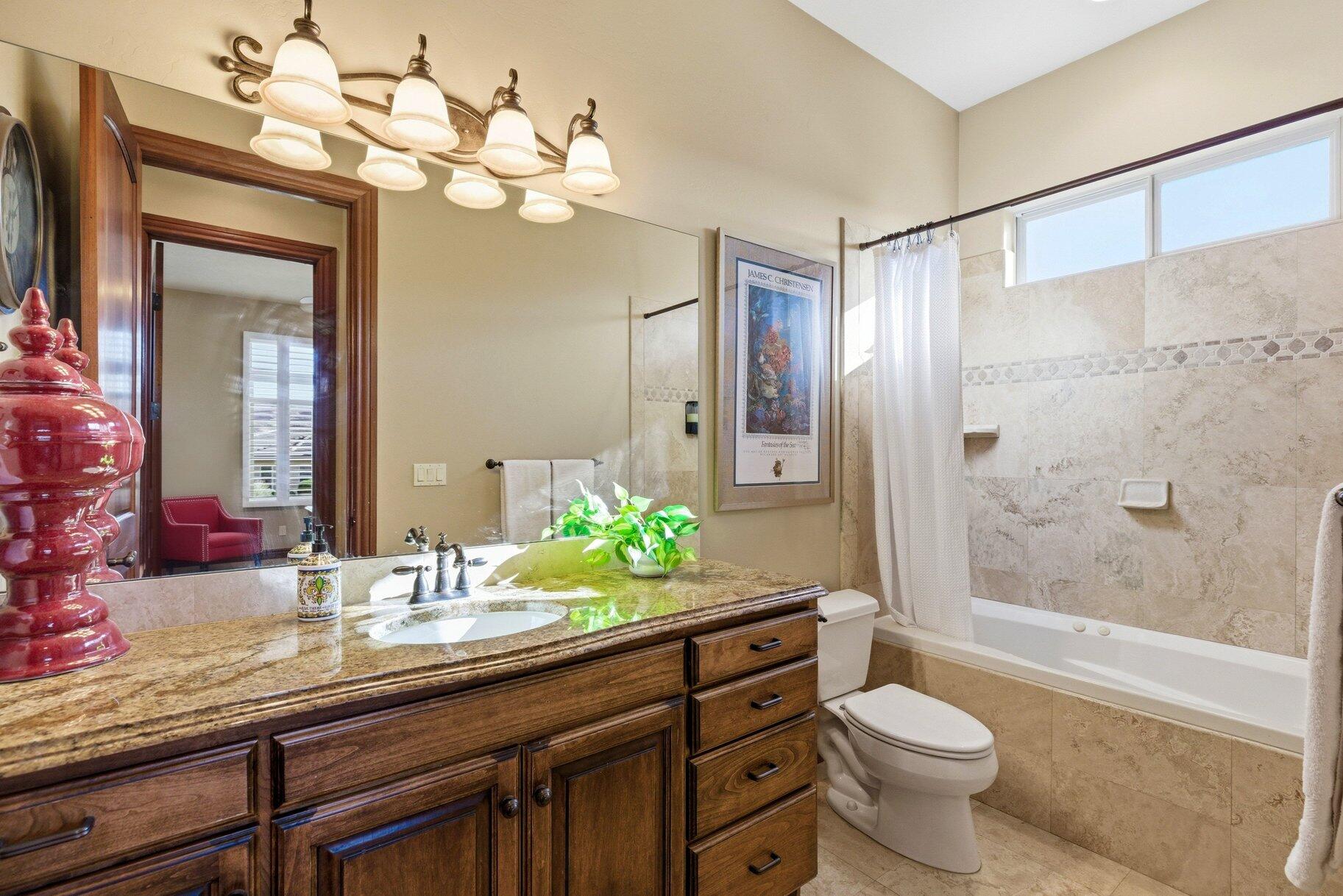 CORAL CANYON - Residential