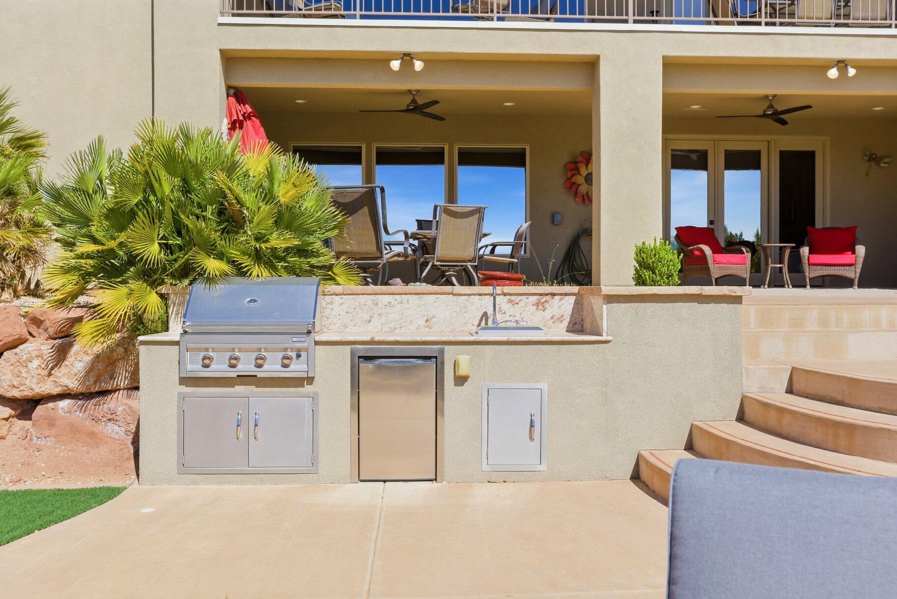 CORAL CANYON - Residential