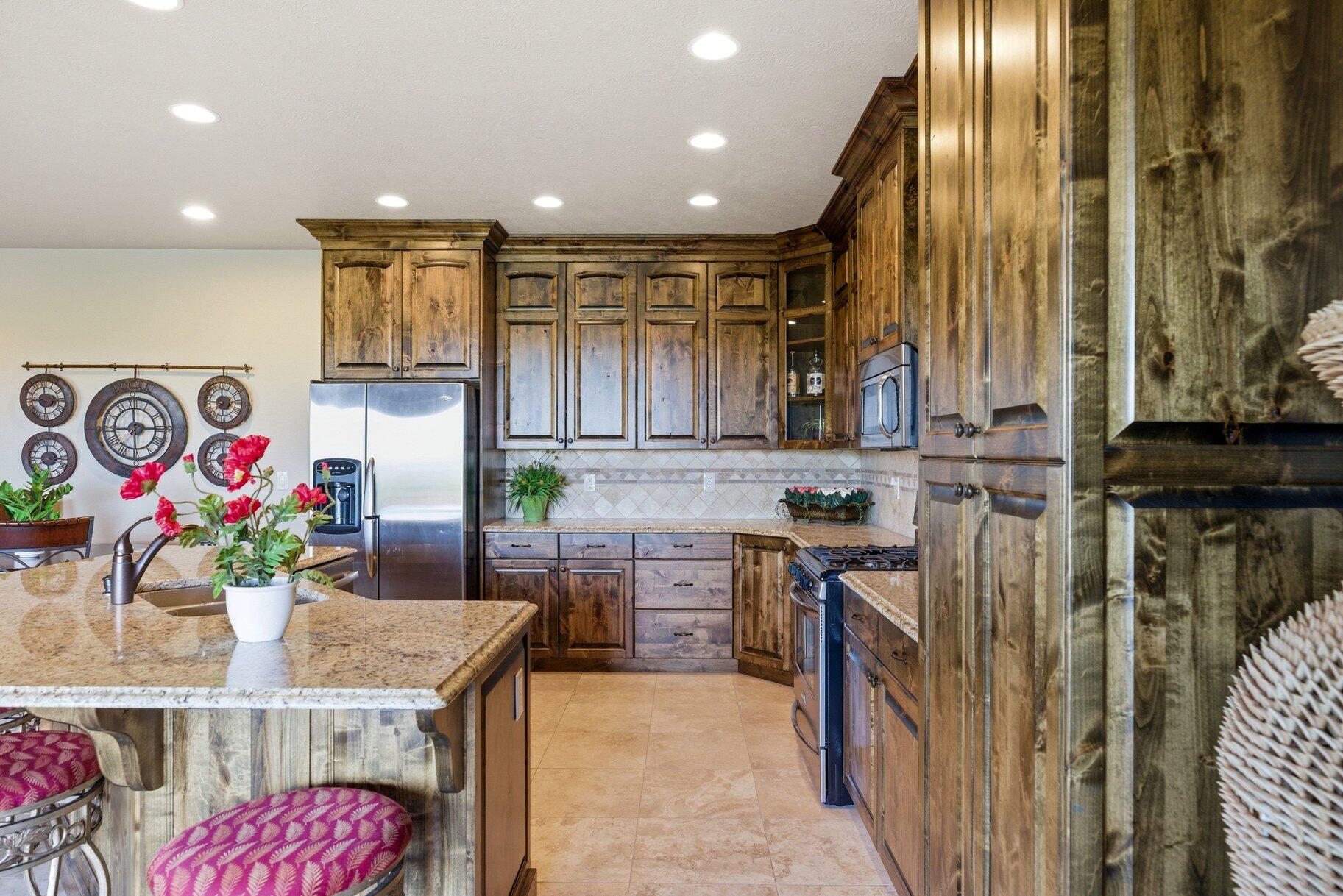 CORAL CANYON - Residential