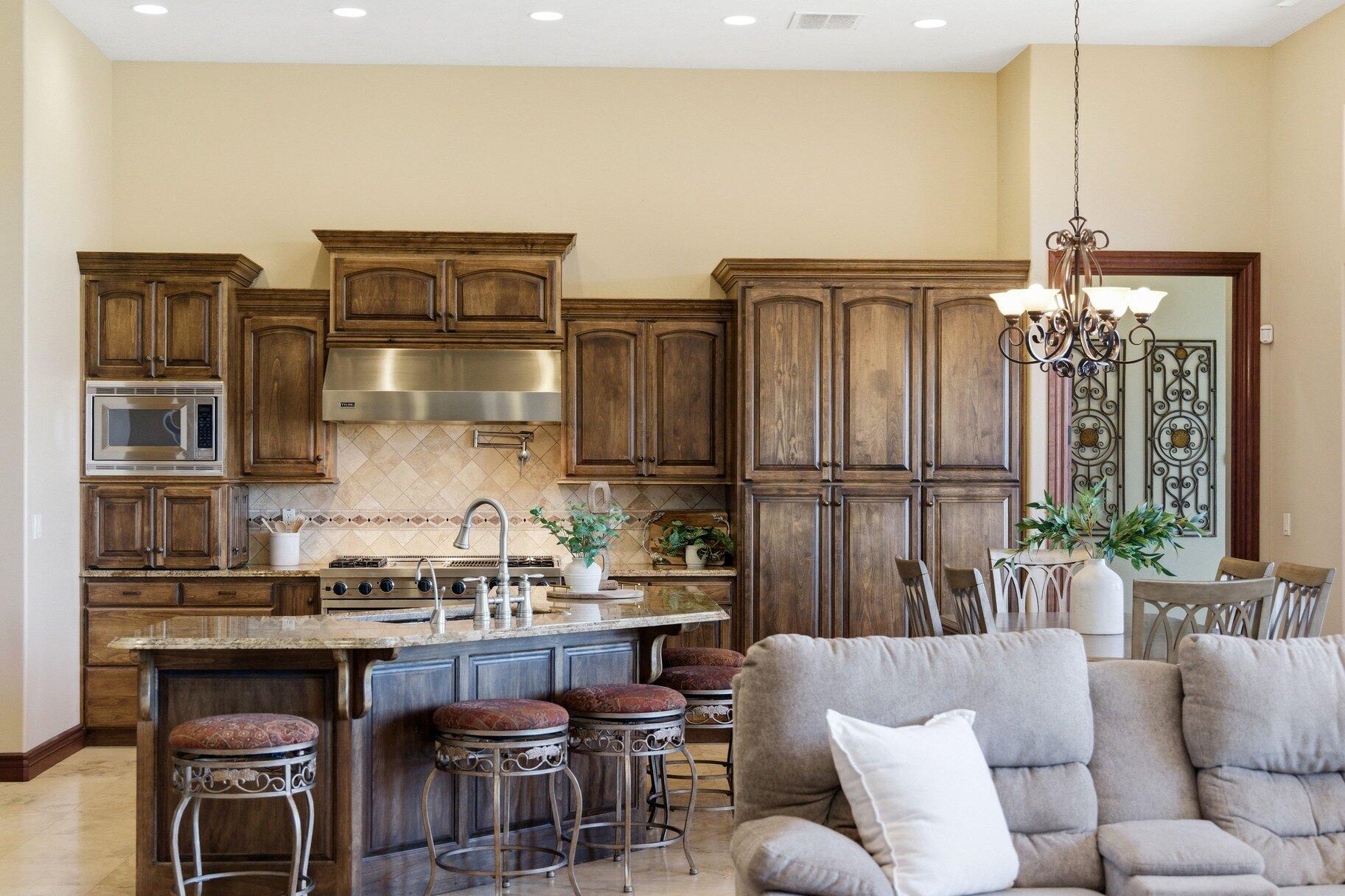 CORAL CANYON - Residential