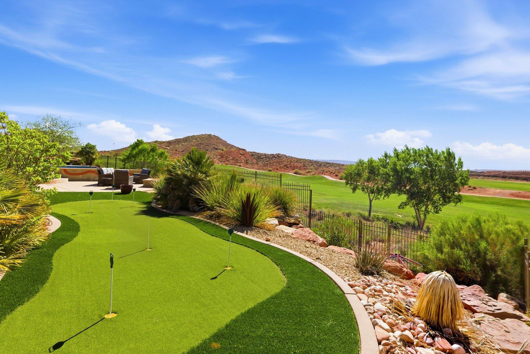 CORAL CANYON - Residential