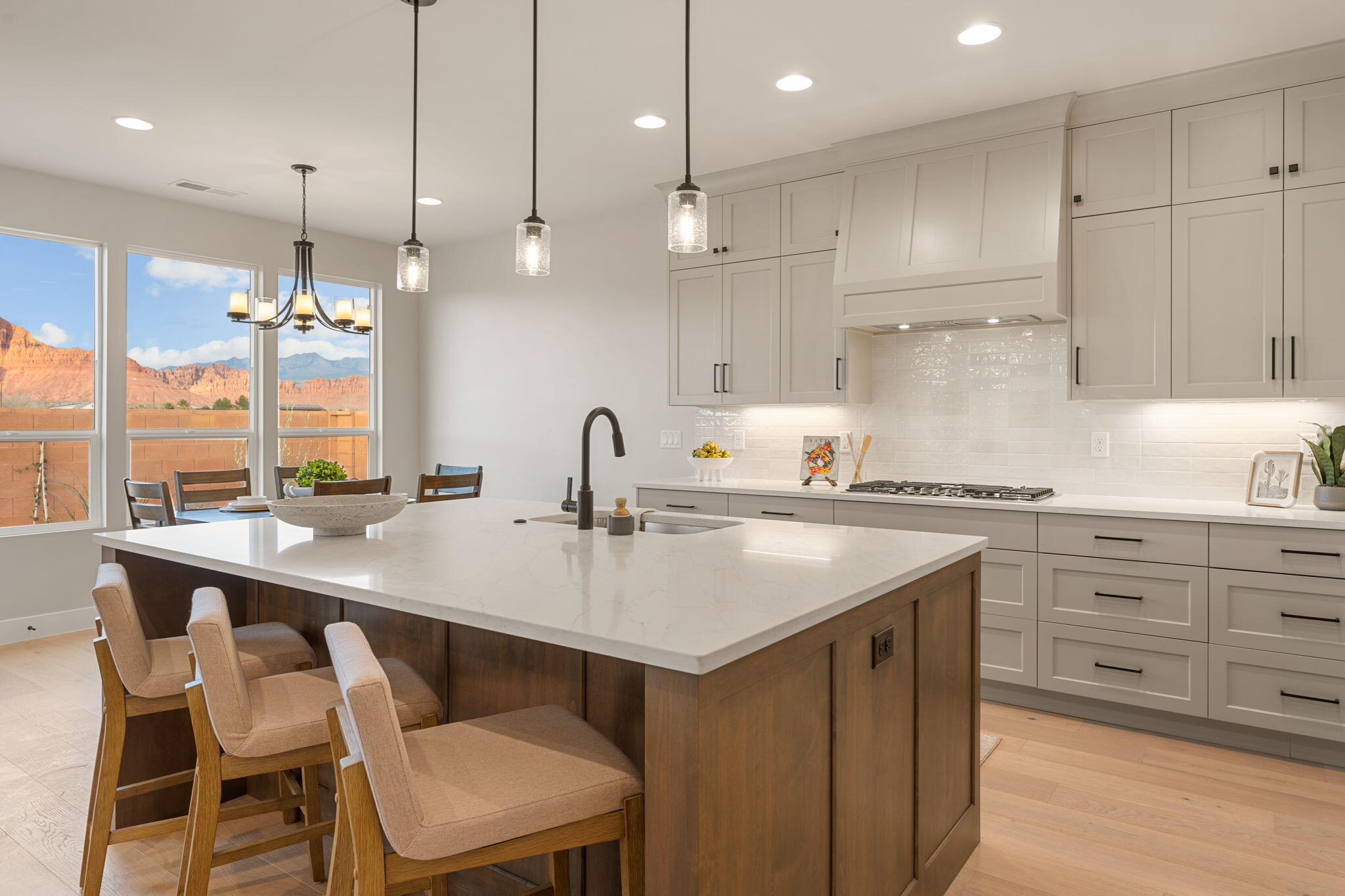 BLACK STONE - Residential