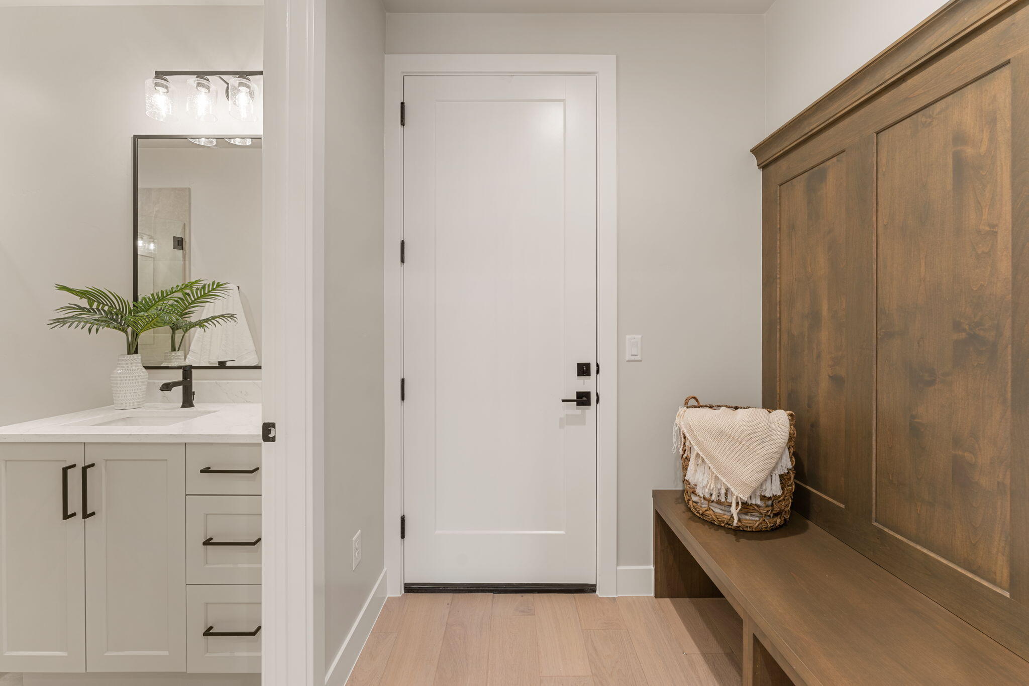 BLACK STONE - Residential