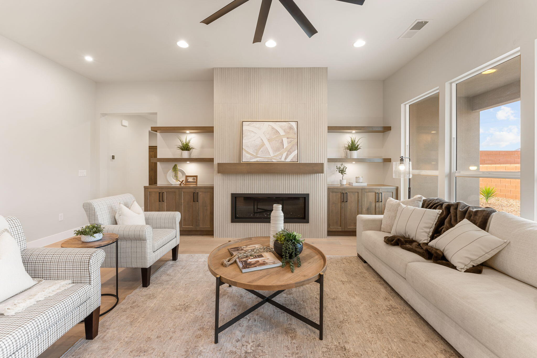 BLACK STONE - Residential