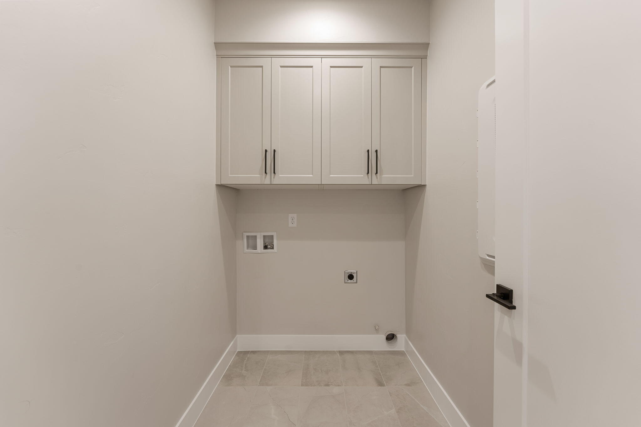 BLACK STONE - Residential