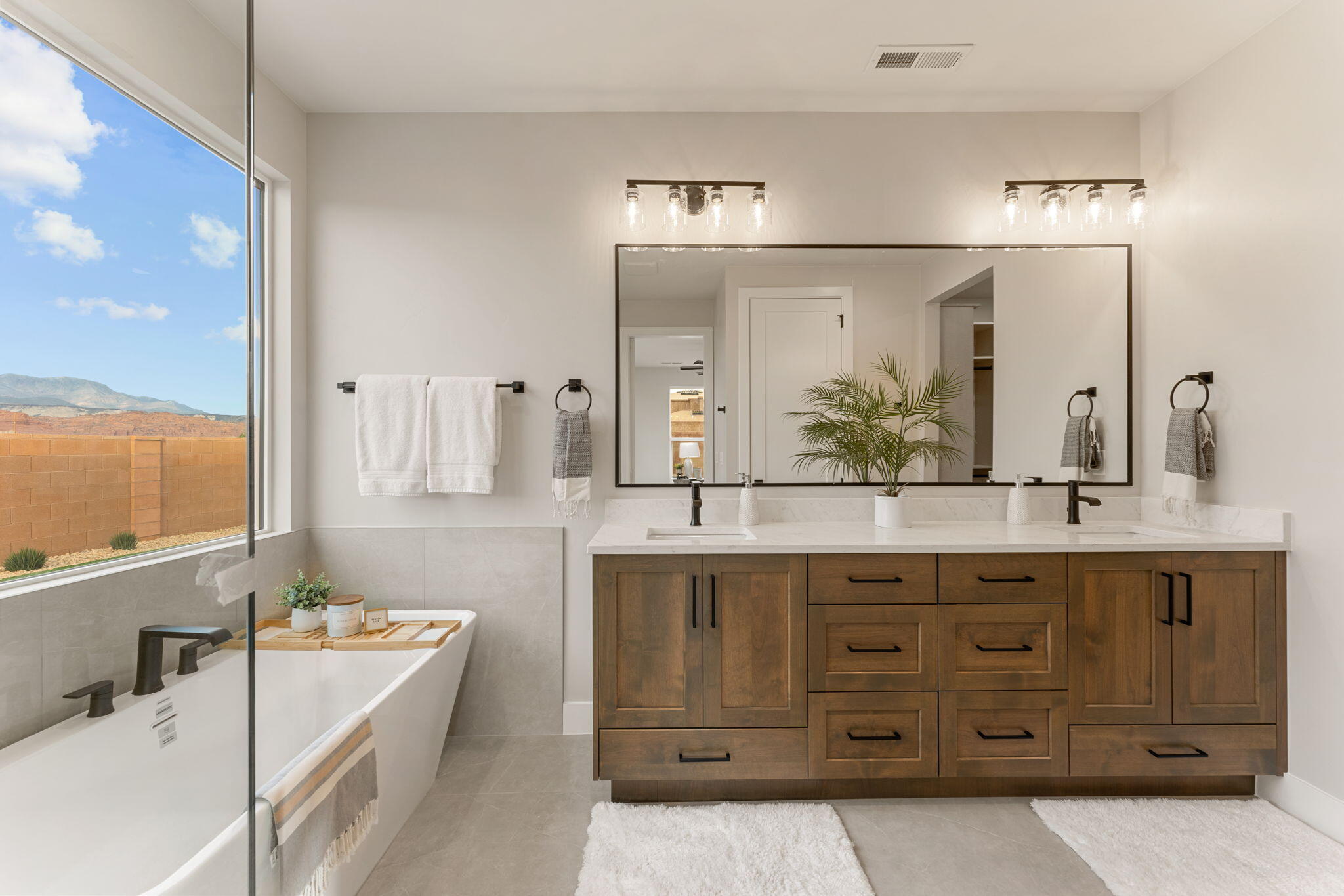 BLACK STONE - Residential