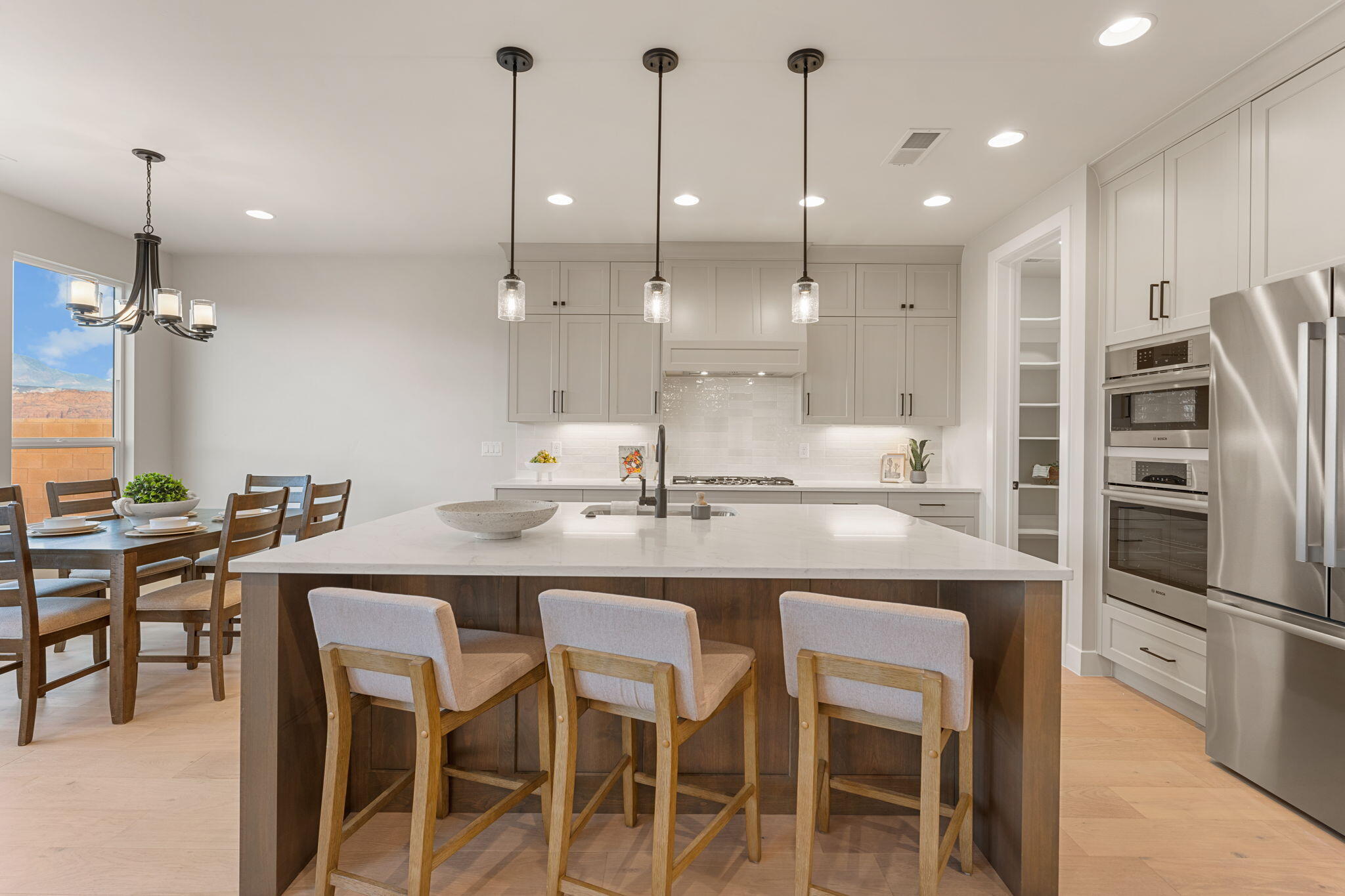 BLACK STONE - Residential