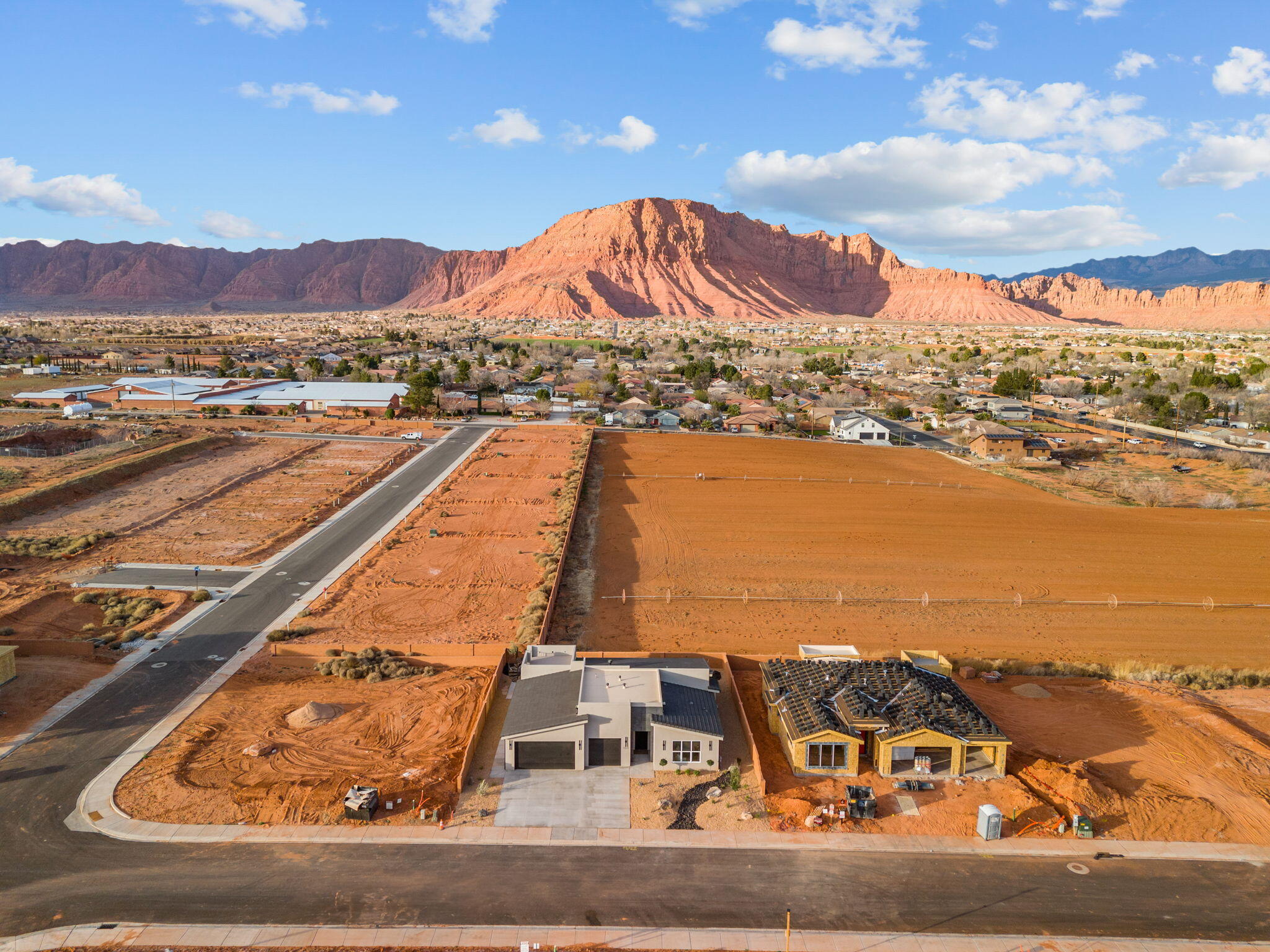 BLACK STONE - Residential