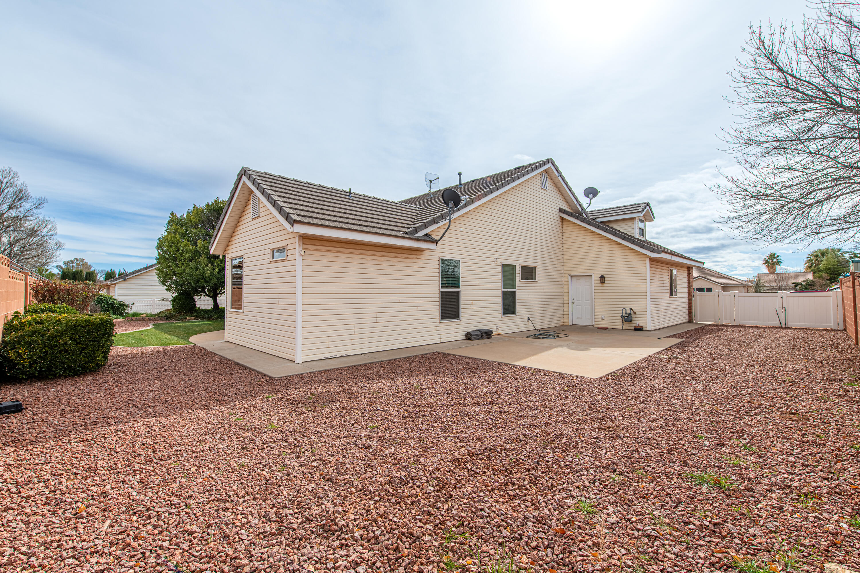 HEIGHTS WEST - Residential