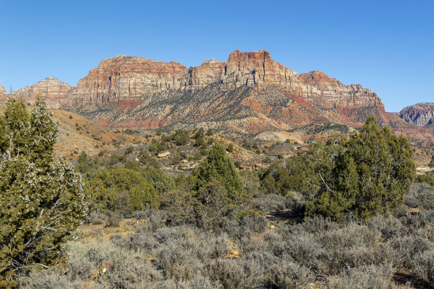 ANASAZI PLATEAU - Land