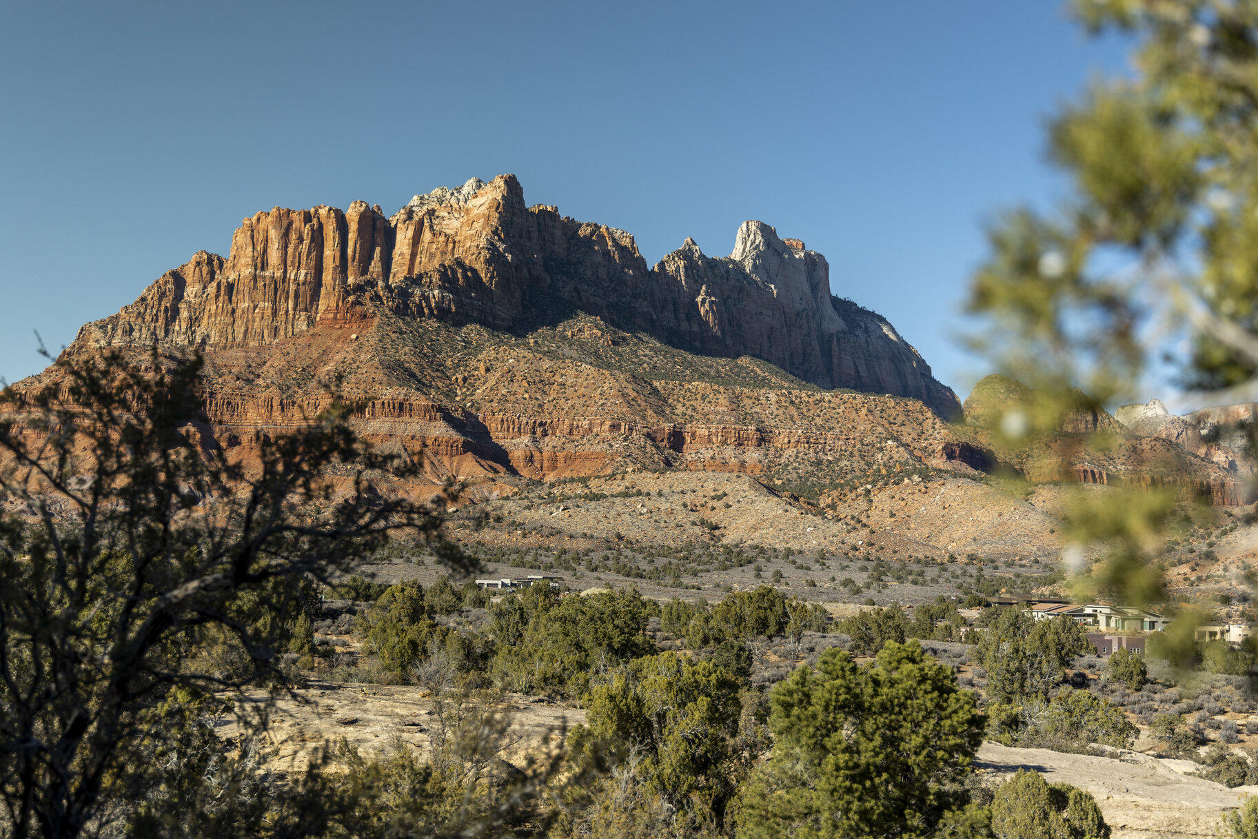 ANASAZI PLATEAU - Land