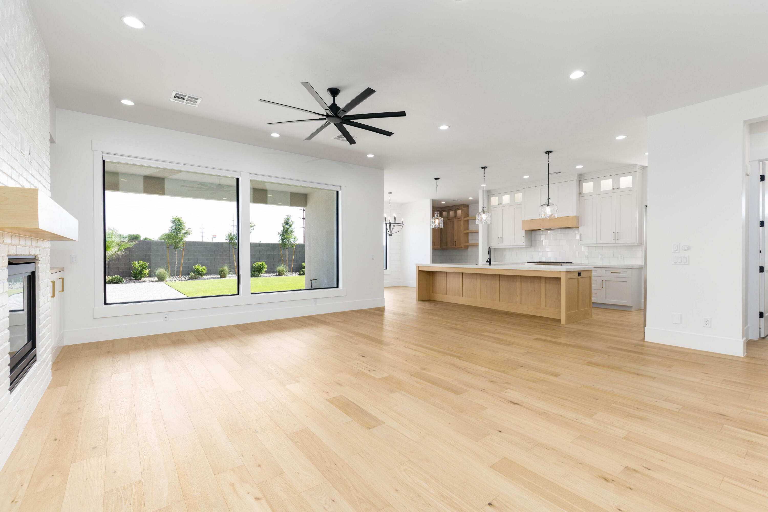 MAJESTIC FIELDS - Residential