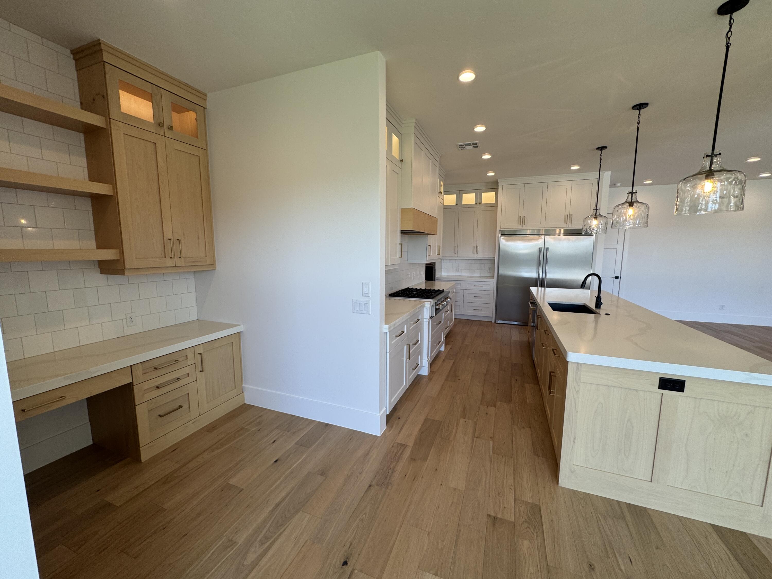 MAJESTIC FIELDS - Residential