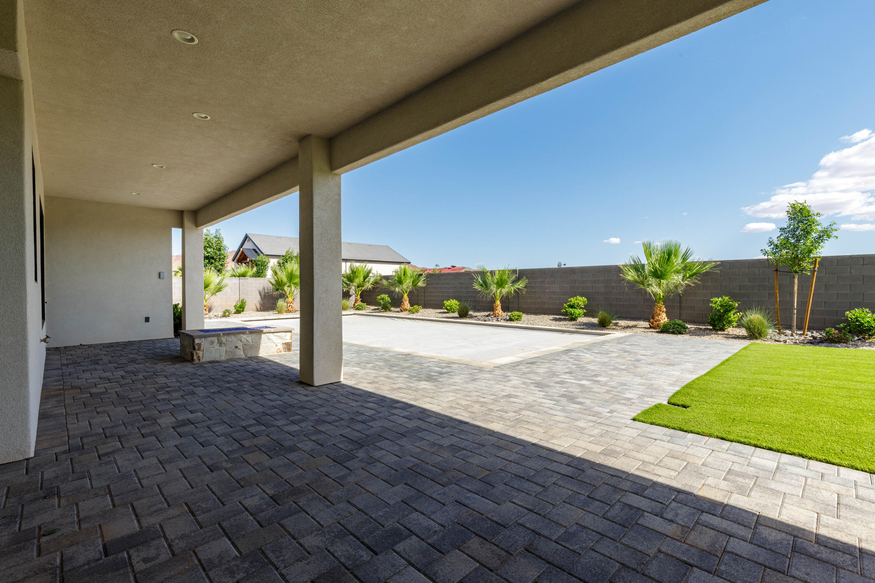 MAJESTIC FIELDS - Residential