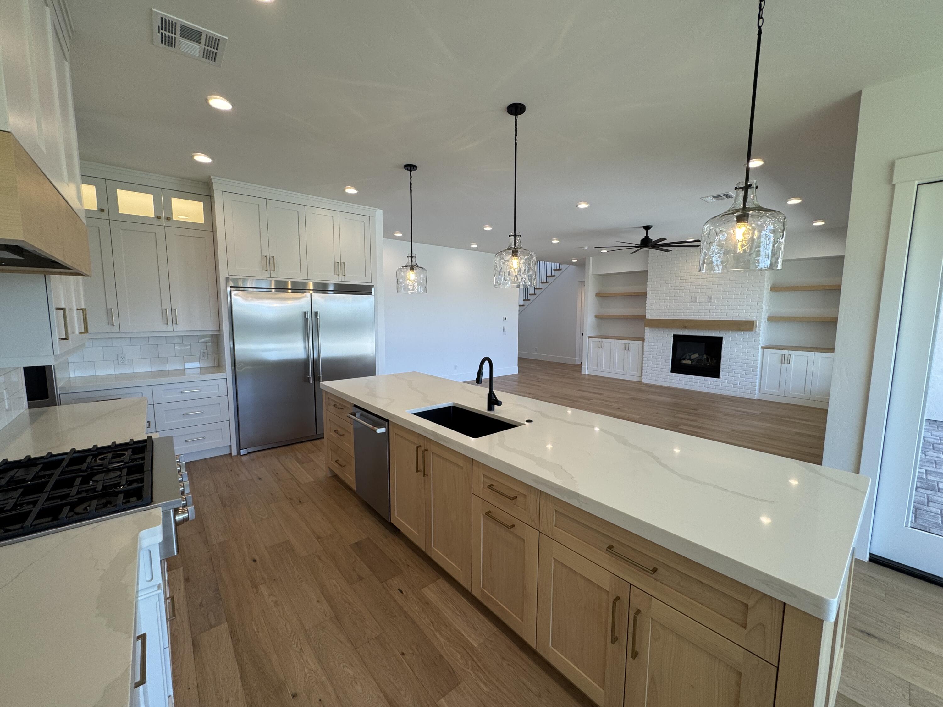 MAJESTIC FIELDS - Residential