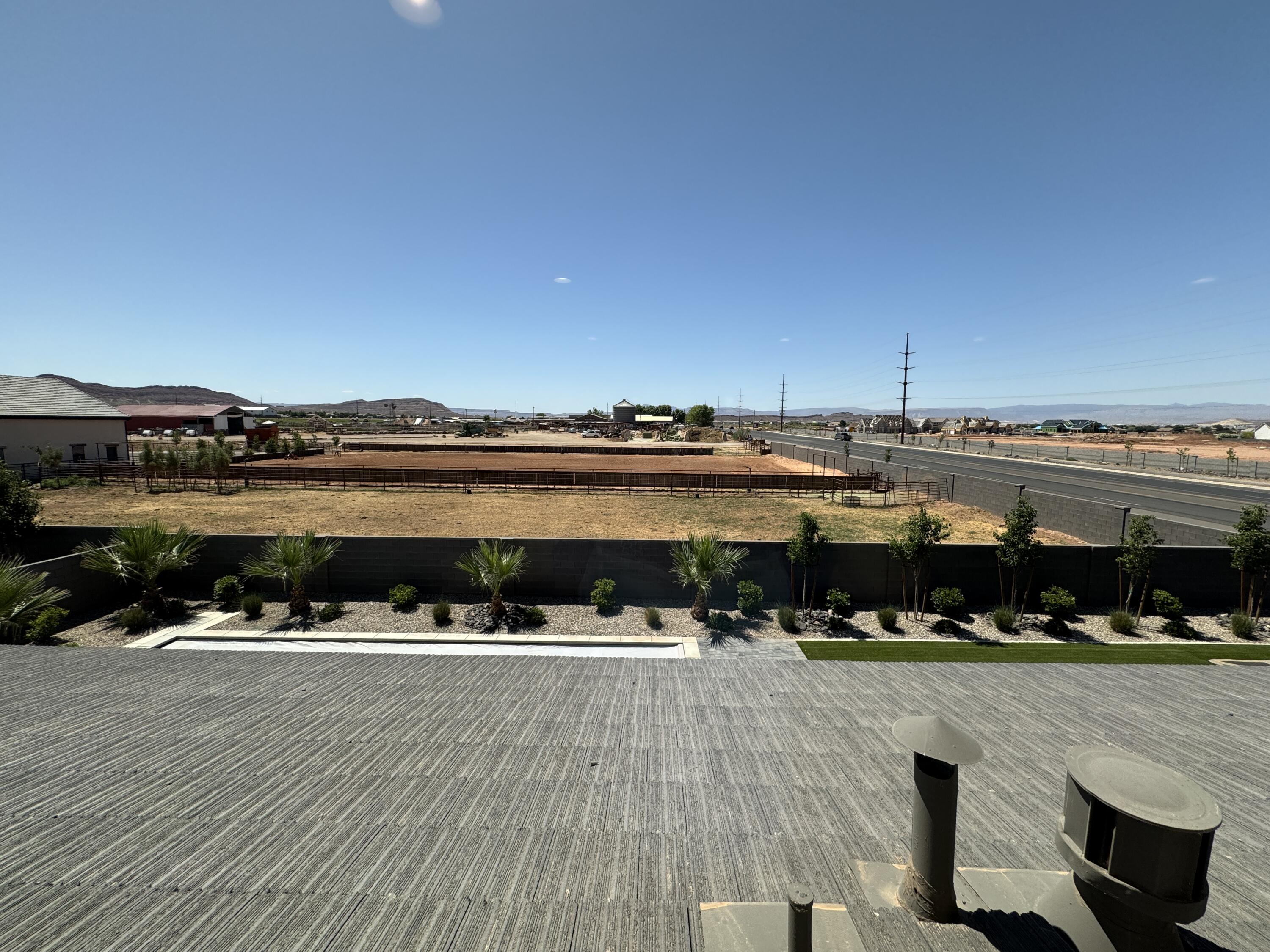 MAJESTIC FIELDS - Residential