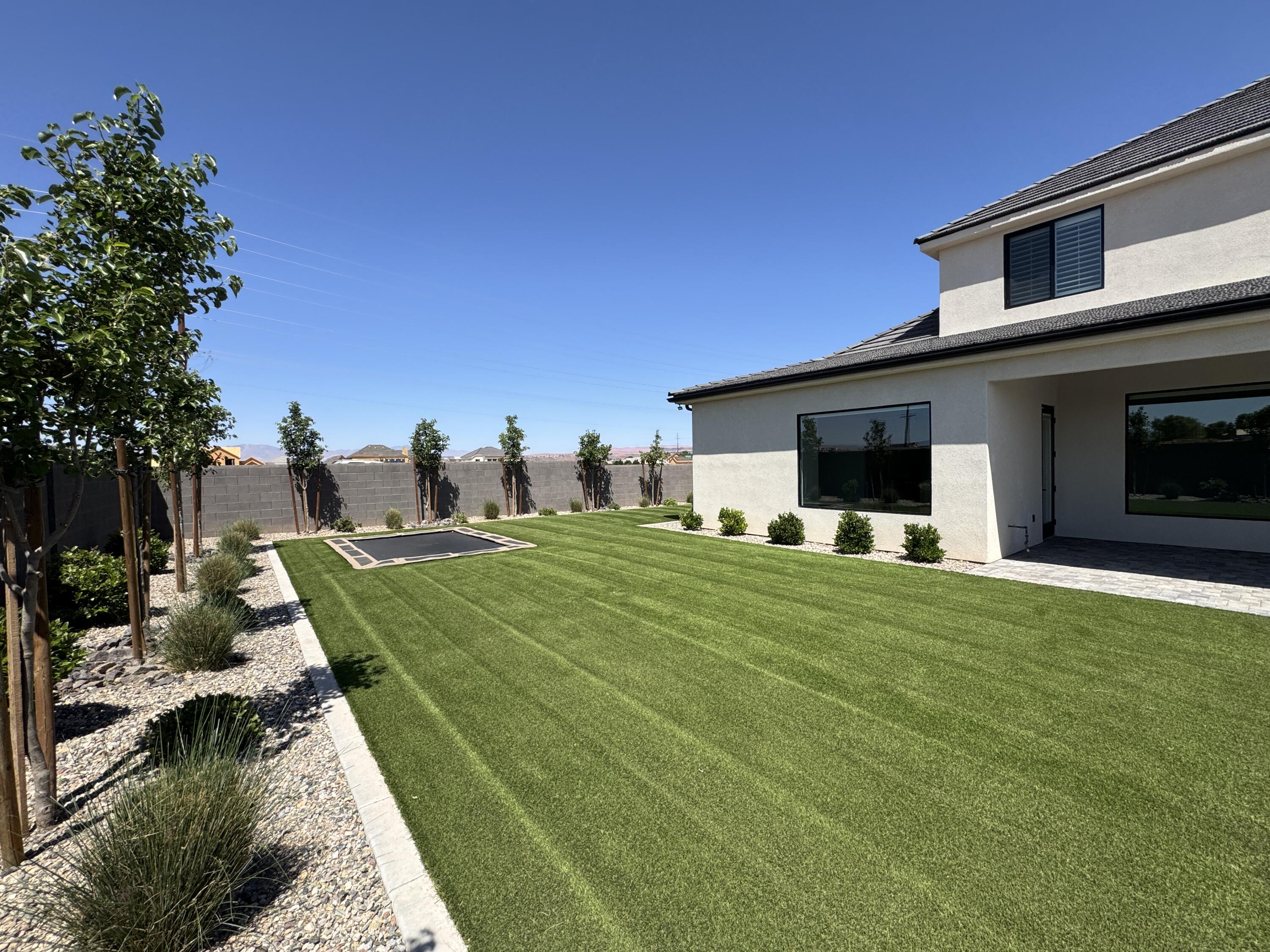 MAJESTIC FIELDS - Residential