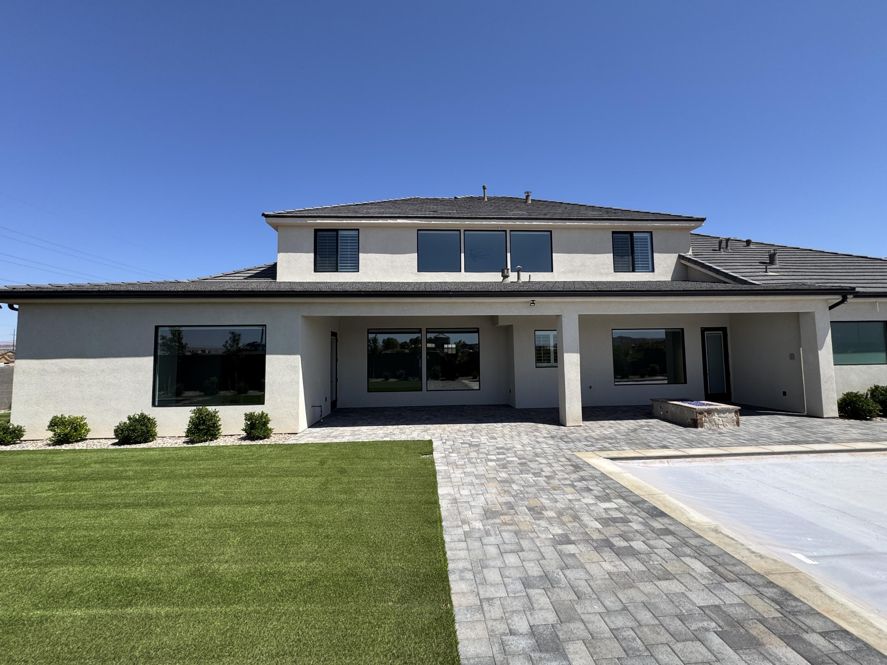 MAJESTIC FIELDS - Residential