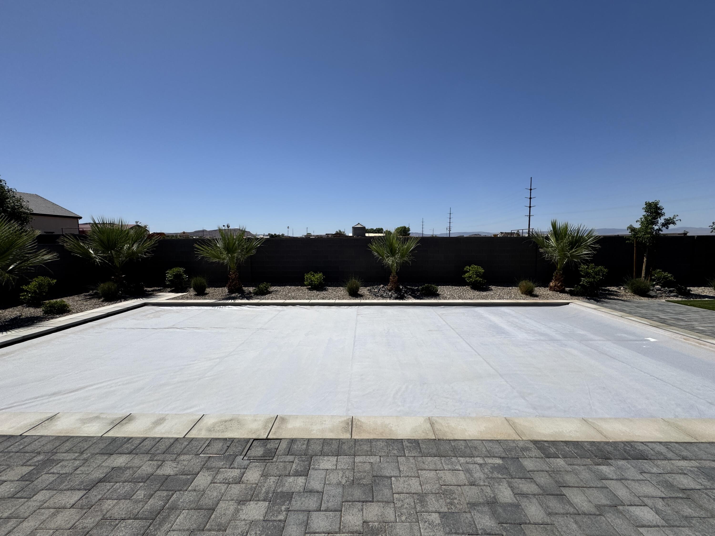 MAJESTIC FIELDS - Residential