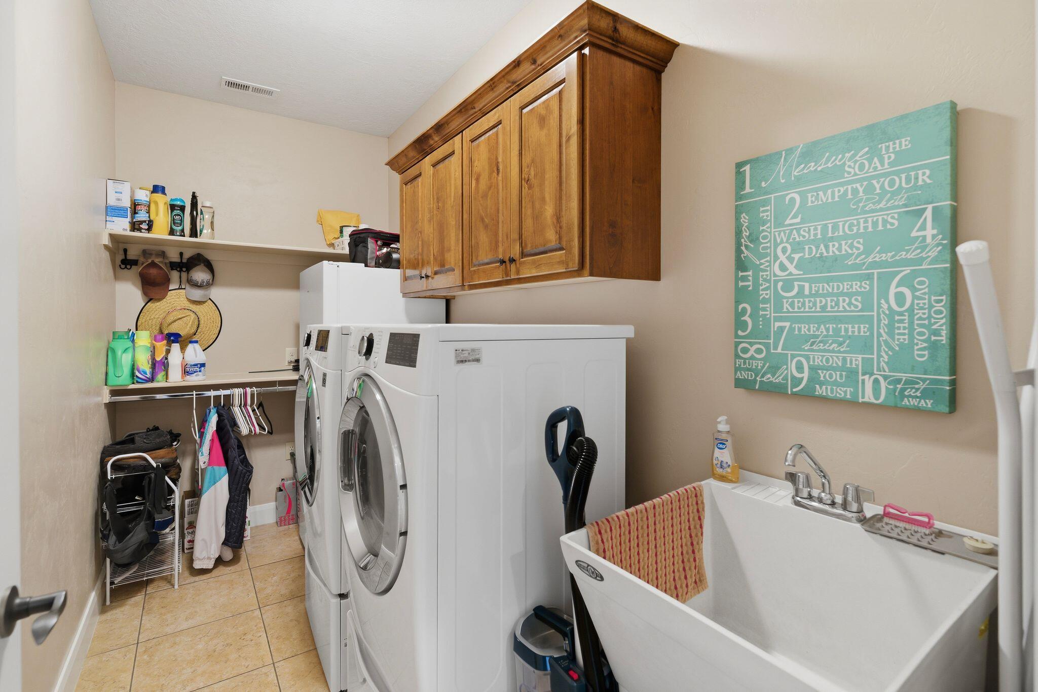 RIVERSIDE HEIGHTS - Residential