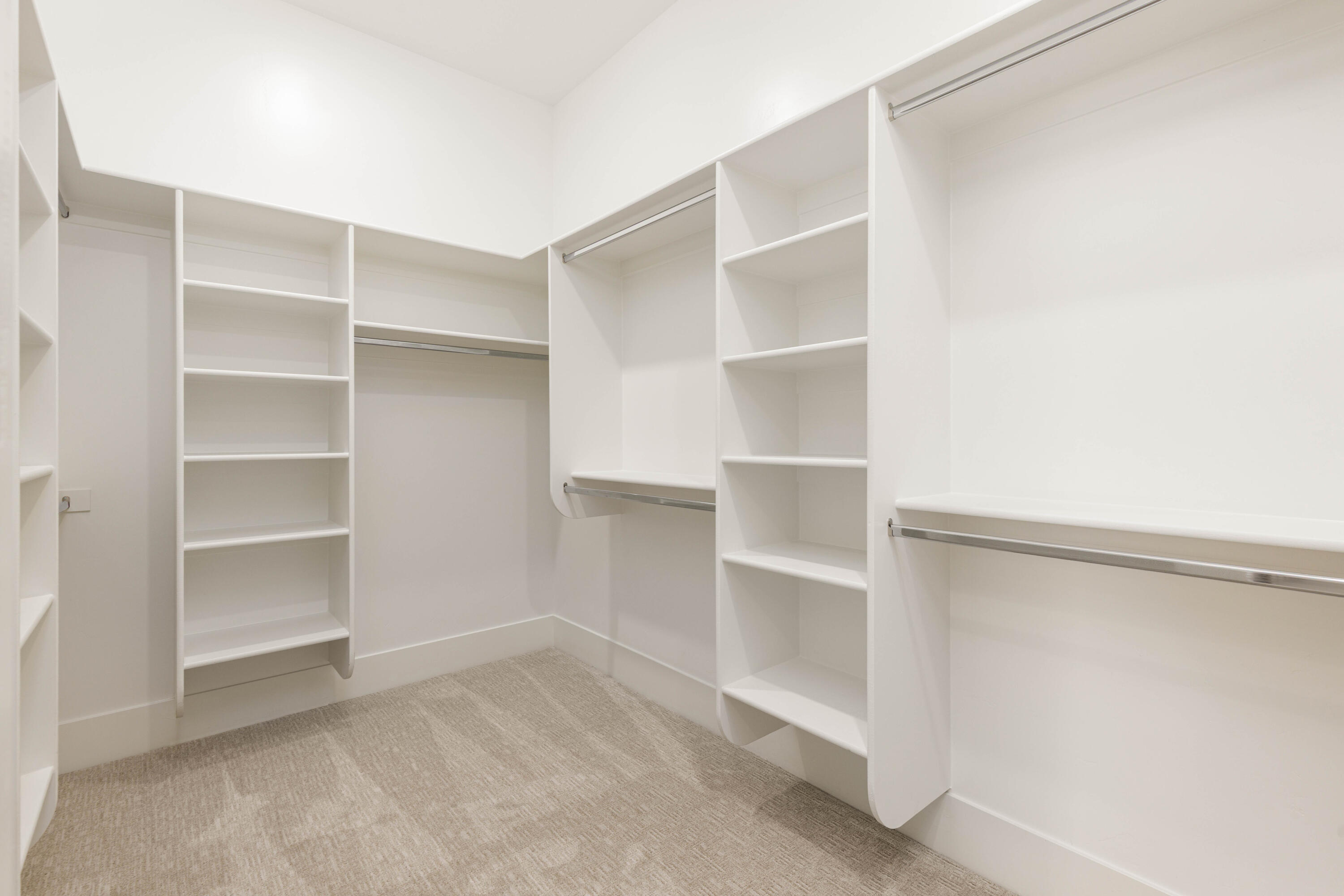 DESERT HORIZON - Residential