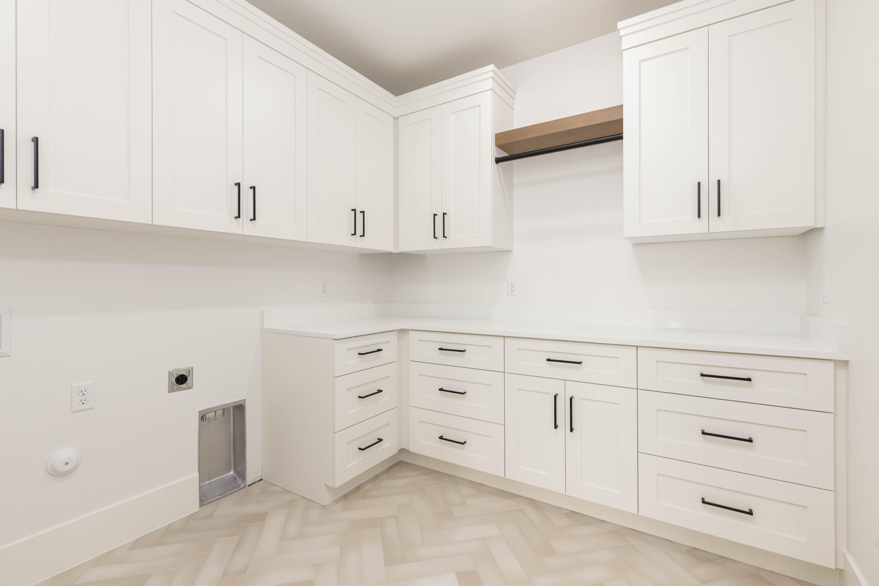 DESERT HORIZON - Residential