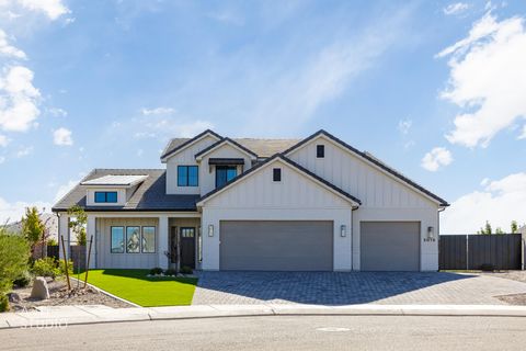Photo of 3018 E Alderann ST, Saint George, UT 84790 (MLS # 25-265969) Photo of 3018 E Alderann ST, Saint George, UT 84790 (MLS # 25-265969)
